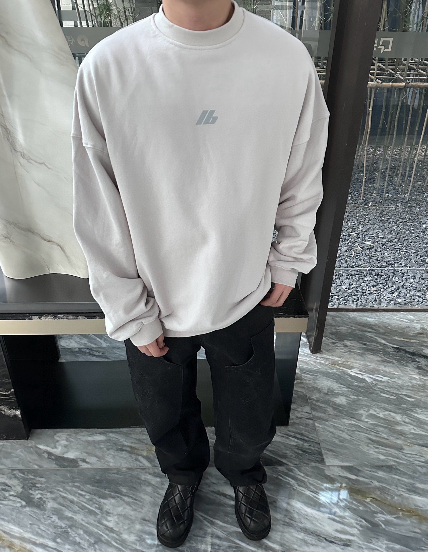 LuxluxHouse Best Quality Clothes Balenciaga Hoodie & Sweater