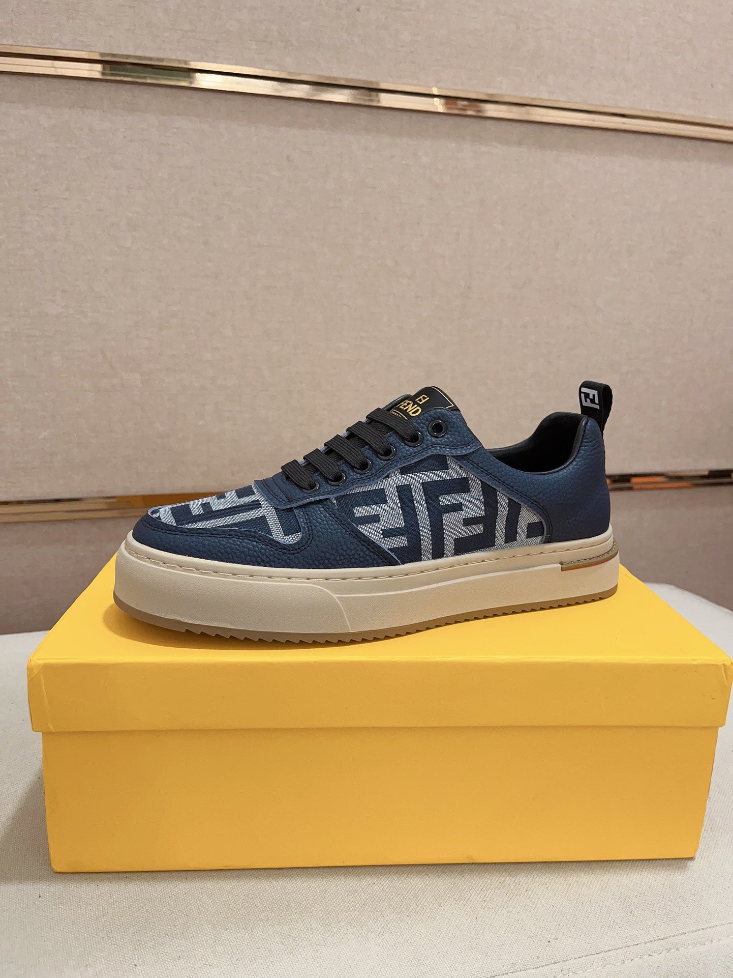 LuxluxHouse Best Quality Shoes Fendi