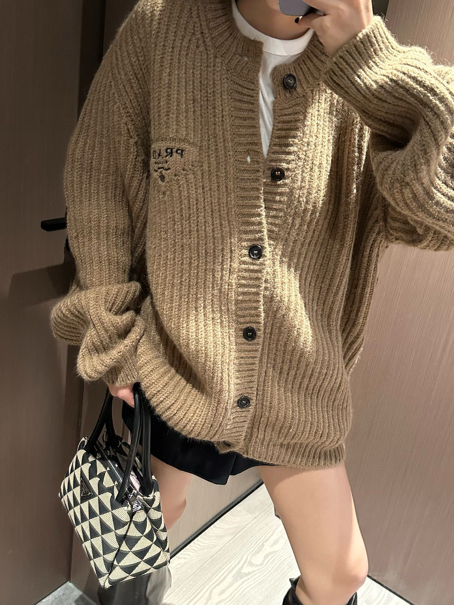 LuxluxHouse Best Quality Clothes Hoodie & Sweater Prada
