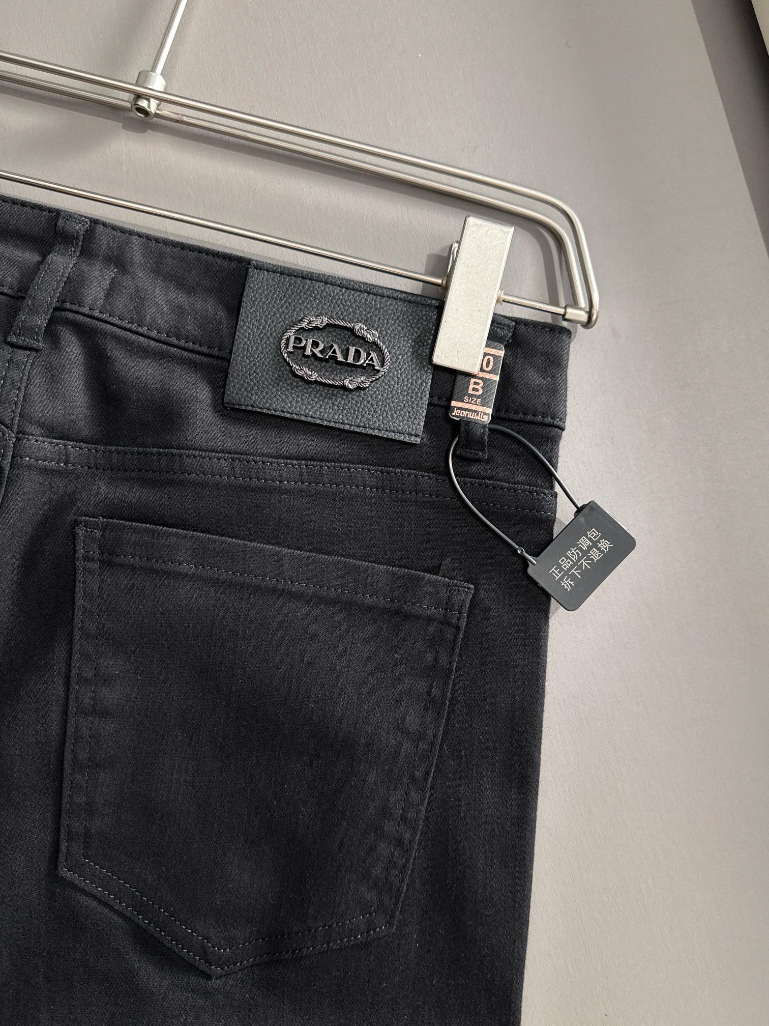 LuxluxHouse Best Quality Clothes Pants Prada