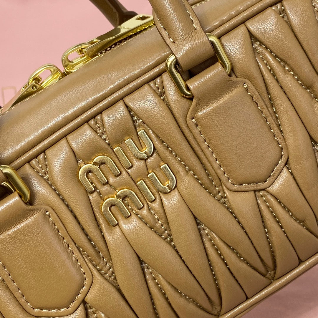 LuxluxHouse Best Quality Bags Women Miu Miu