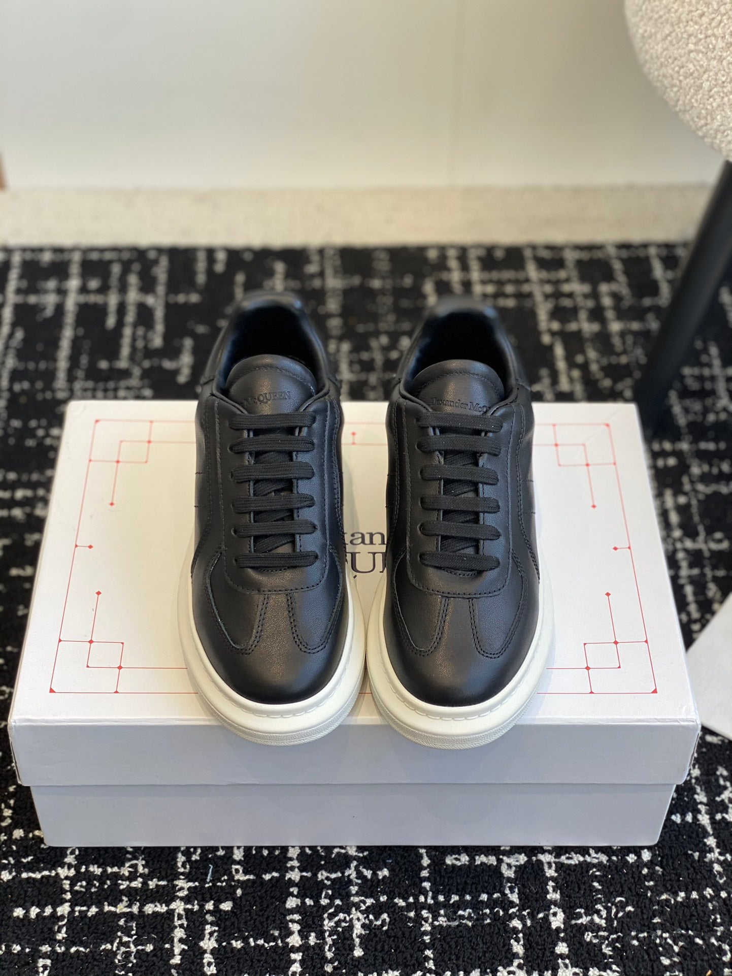 LuxluxHouse Best Quality Shoes Alexander McQueen