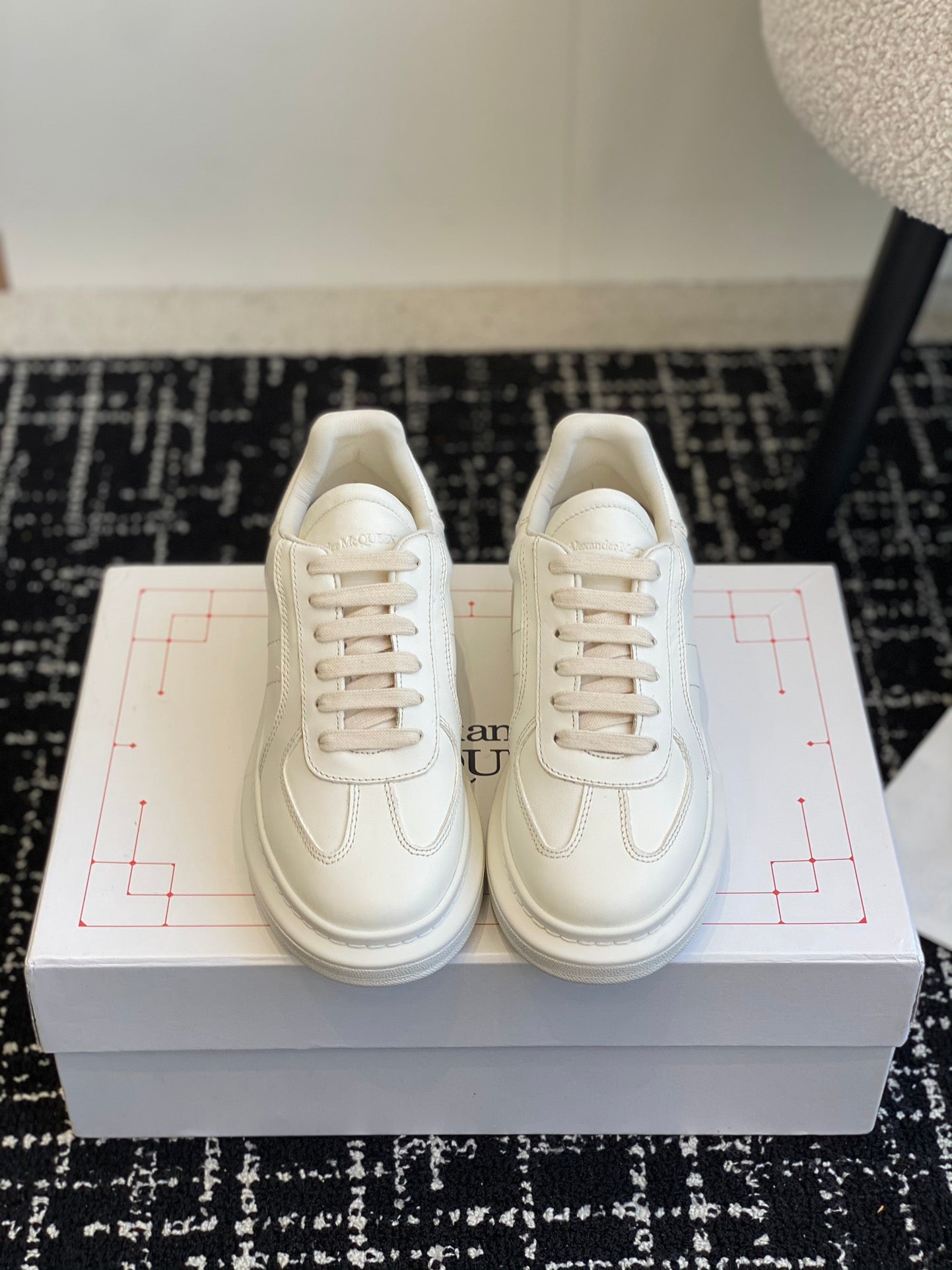 LuxluxHouse Best Quality Shoes Alexander McQueen