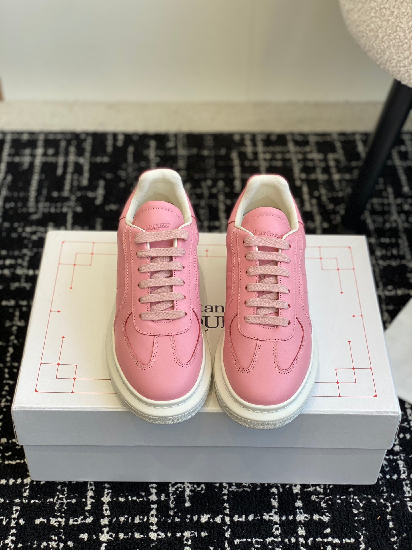 LuxluxHouse Best Quality Shoes Alexander McQueen