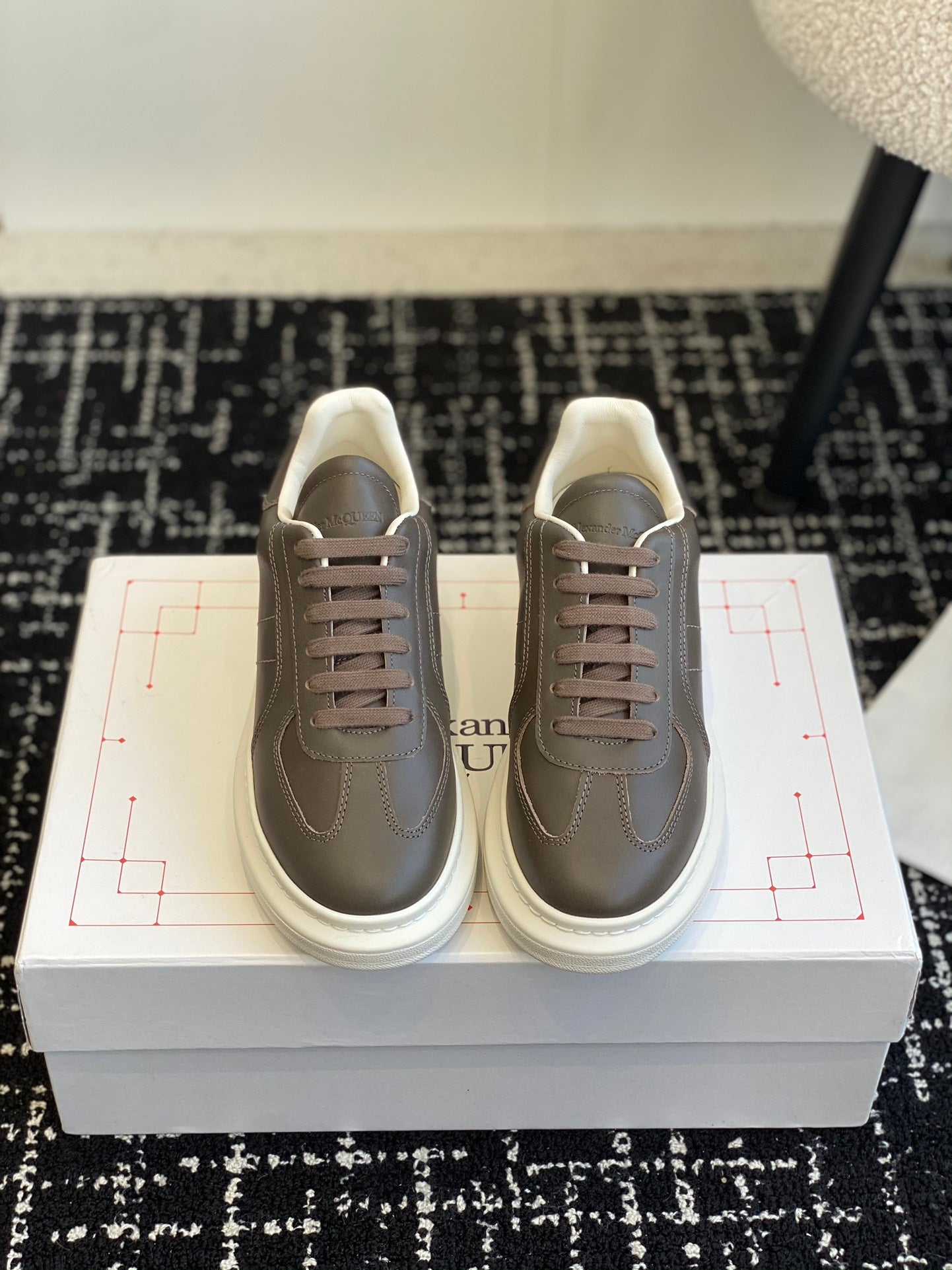 LuxluxHouse Best Quality Shoes Alexander McQueen