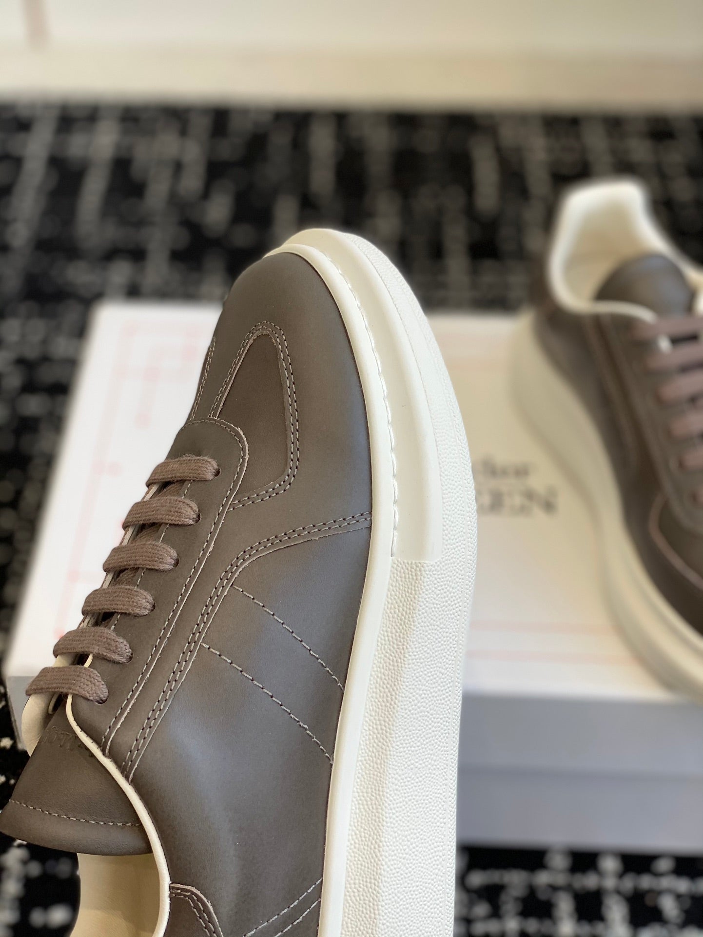 LuxluxHouse Best Quality Shoes Alexander McQueen