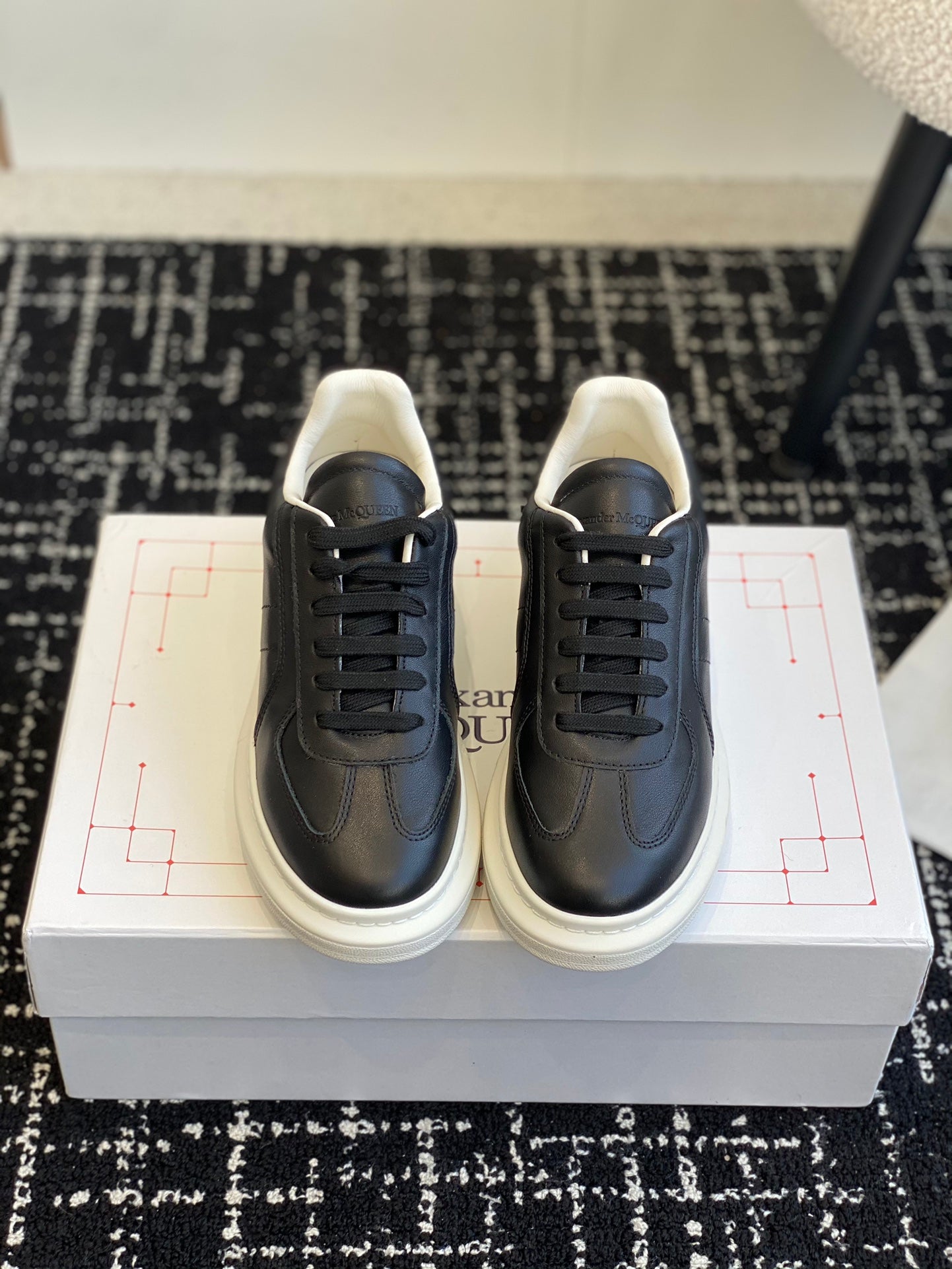 LuxluxHouse Best Quality Shoes Alexander McQueen