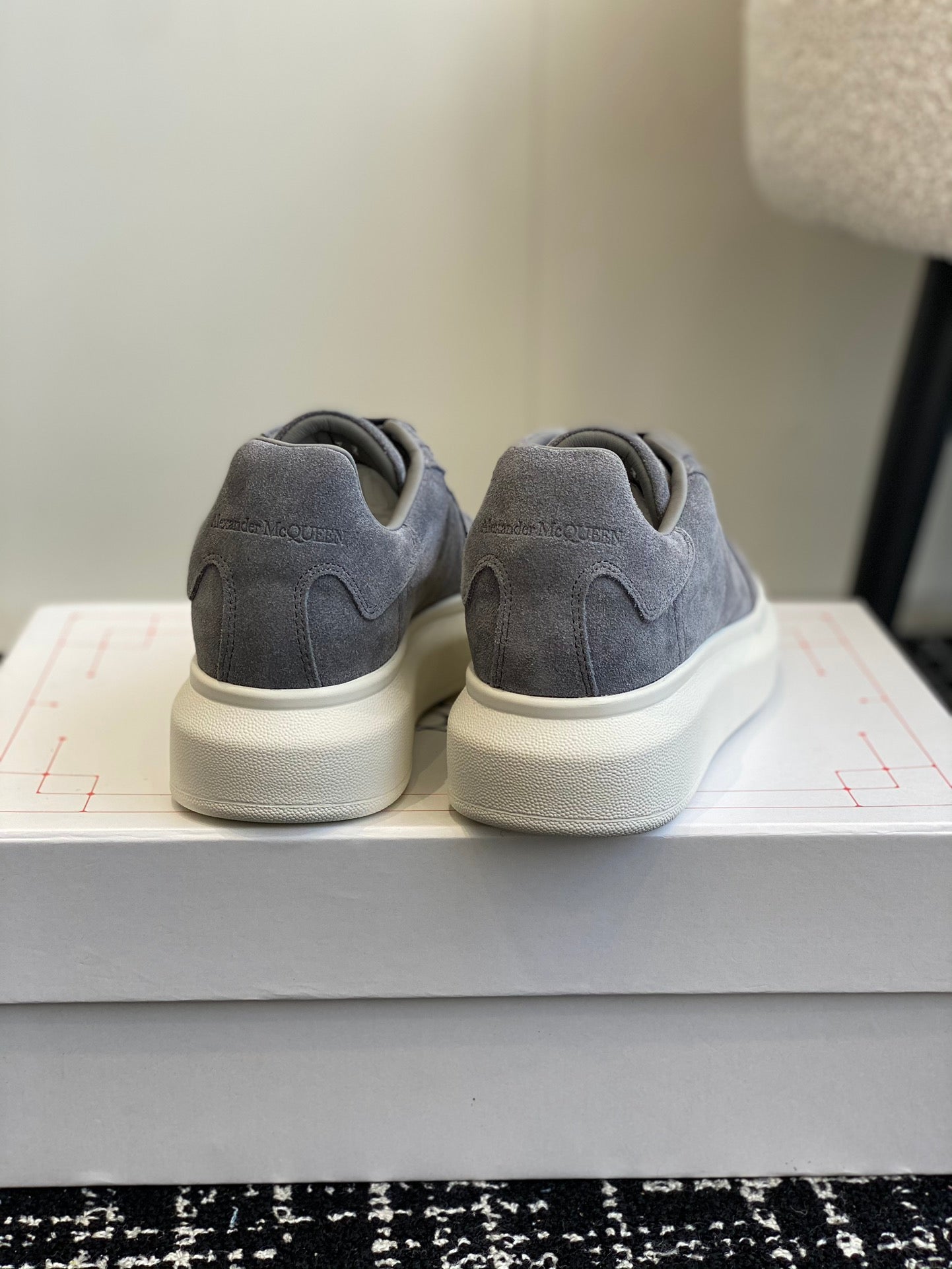 LuxluxHouse Best Quality Shoes Alexander McQueen
