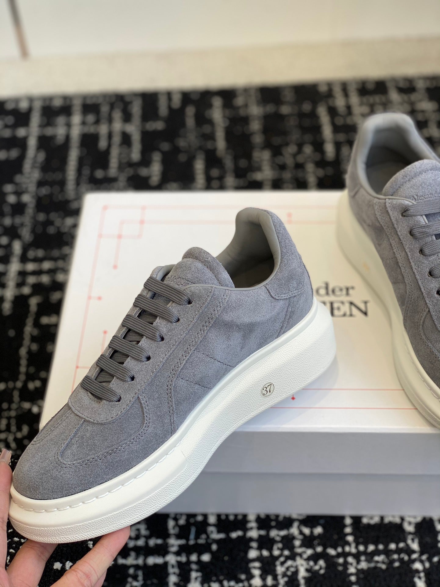 LuxluxHouse Best Quality Shoes Alexander McQueen