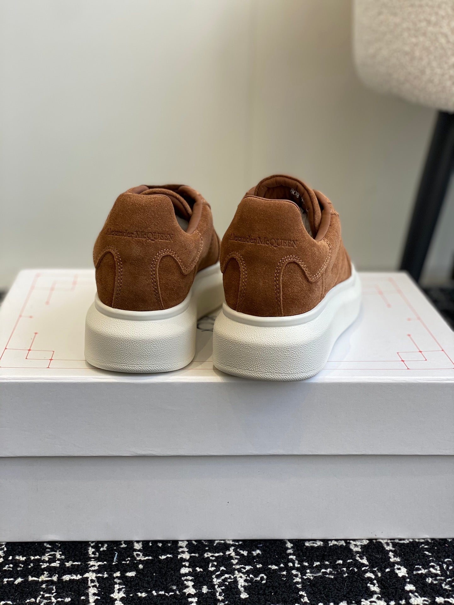LuxluxHouse Best Quality Shoes Alexander McQueen