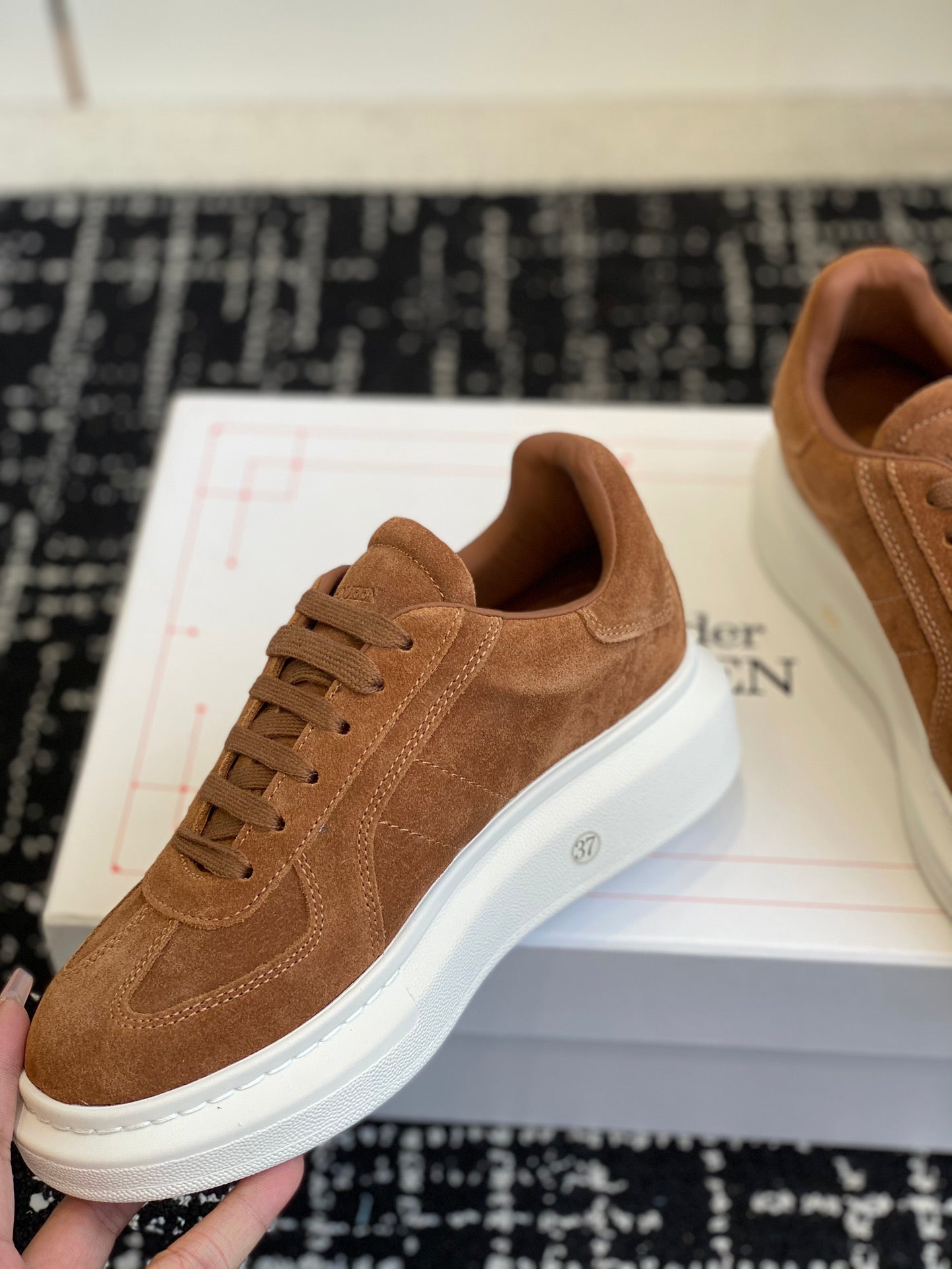 LuxluxHouse Best Quality Shoes Alexander McQueen