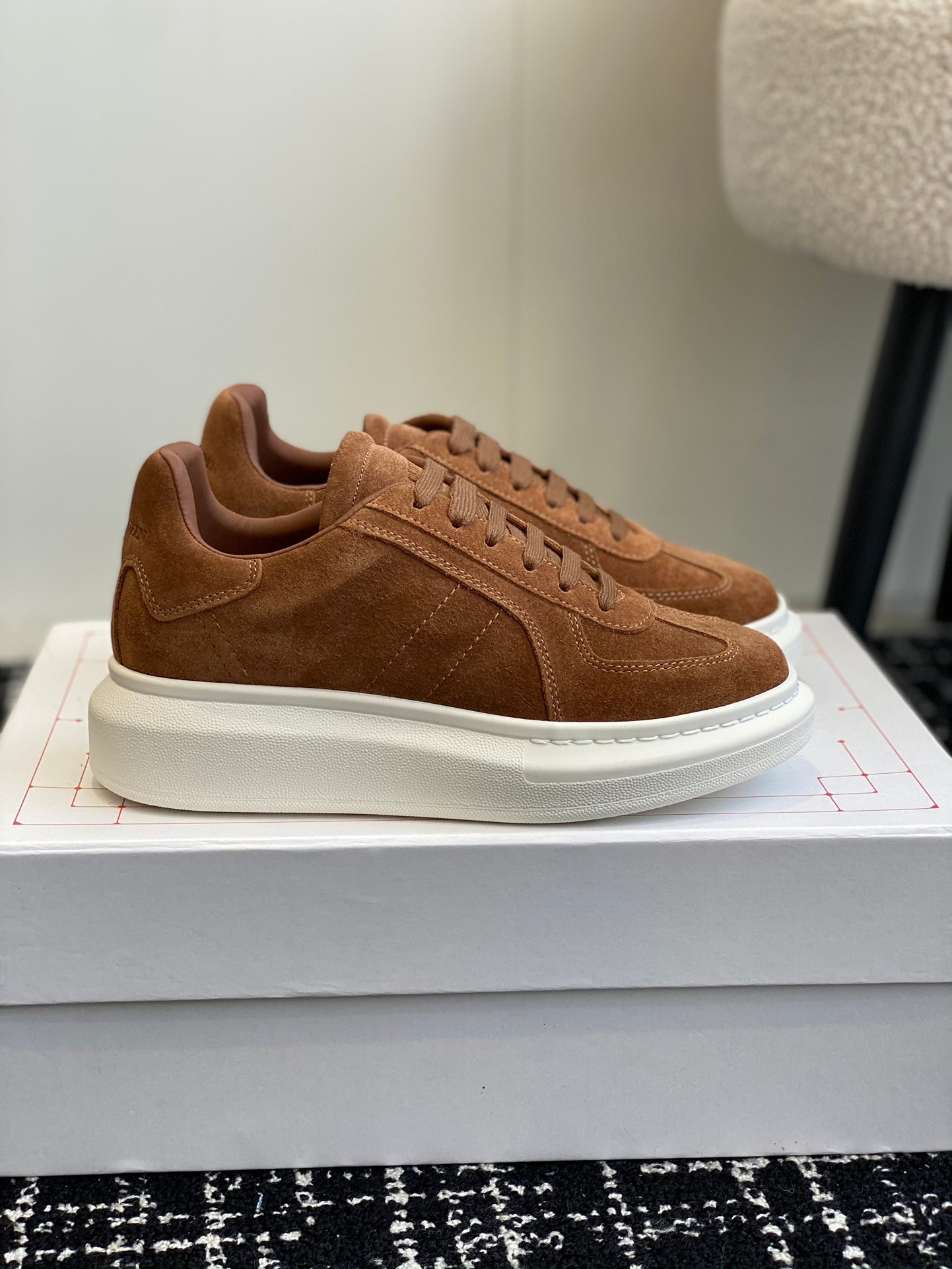 LuxluxHouse Best Quality Shoes Alexander McQueen