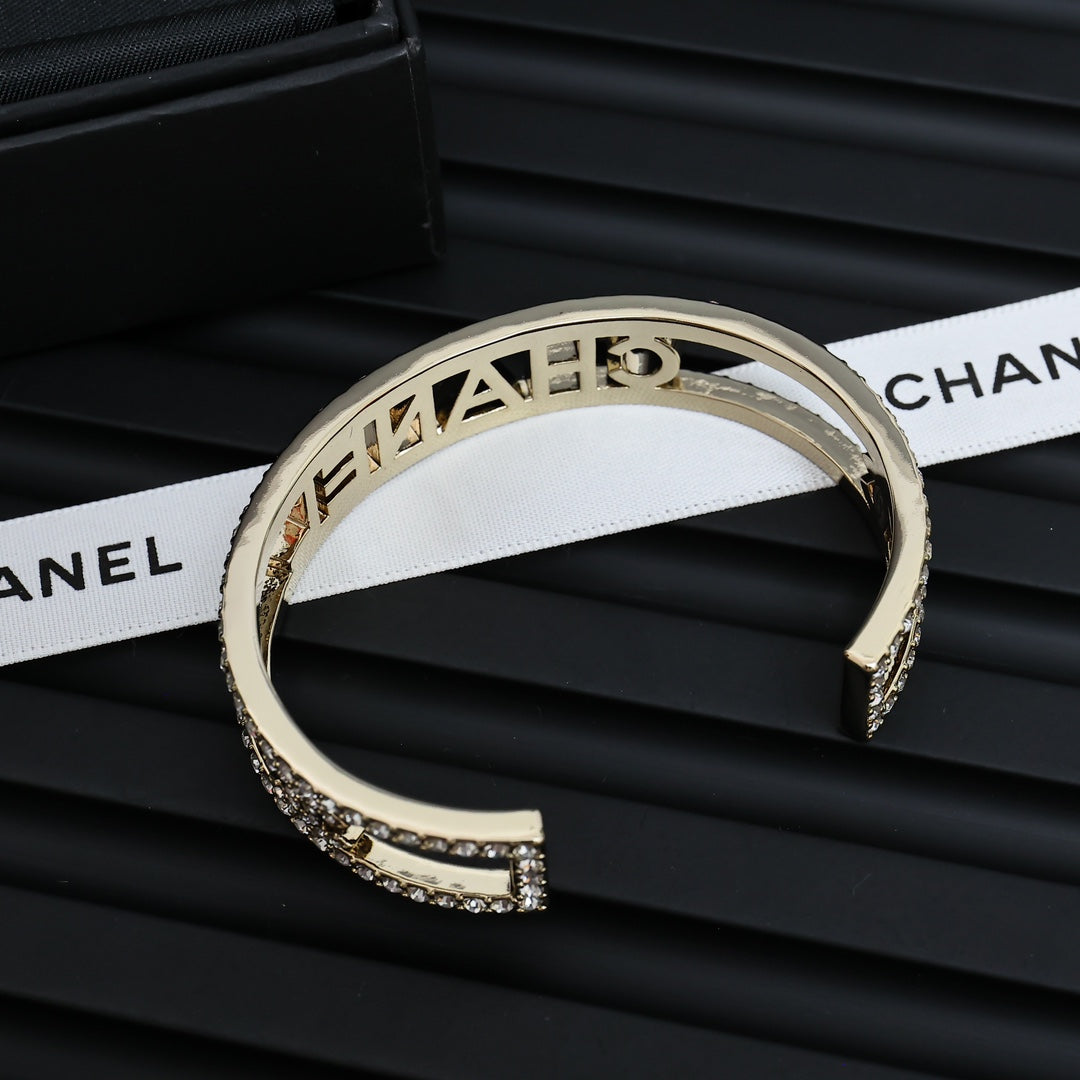 LuxluxHouse Best Quality Accessories Bracelet Bracelet Earrings Chanel Earrings
