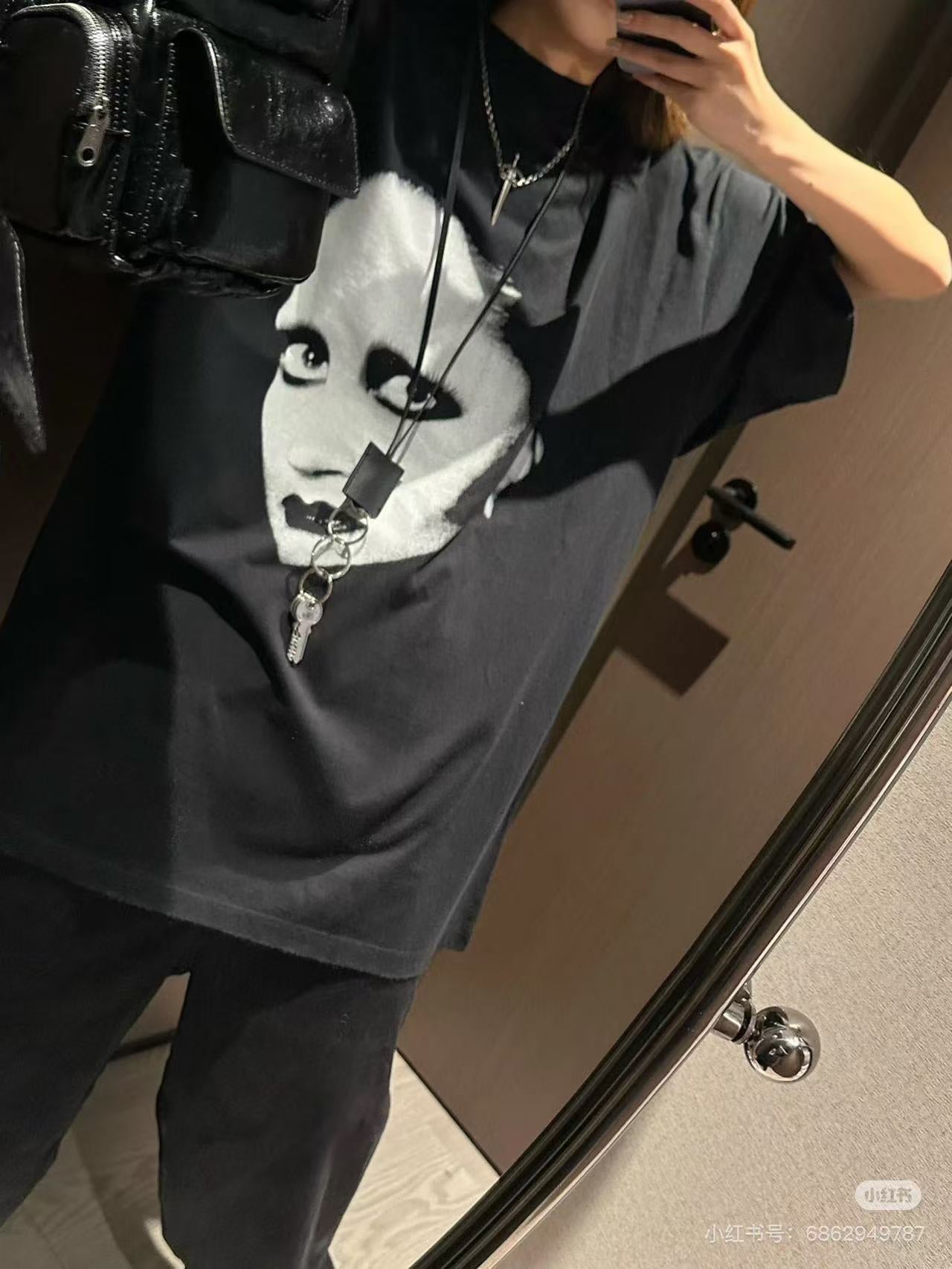 LuxluxHouse Best Quality Clothes Balenciaga T-shirt