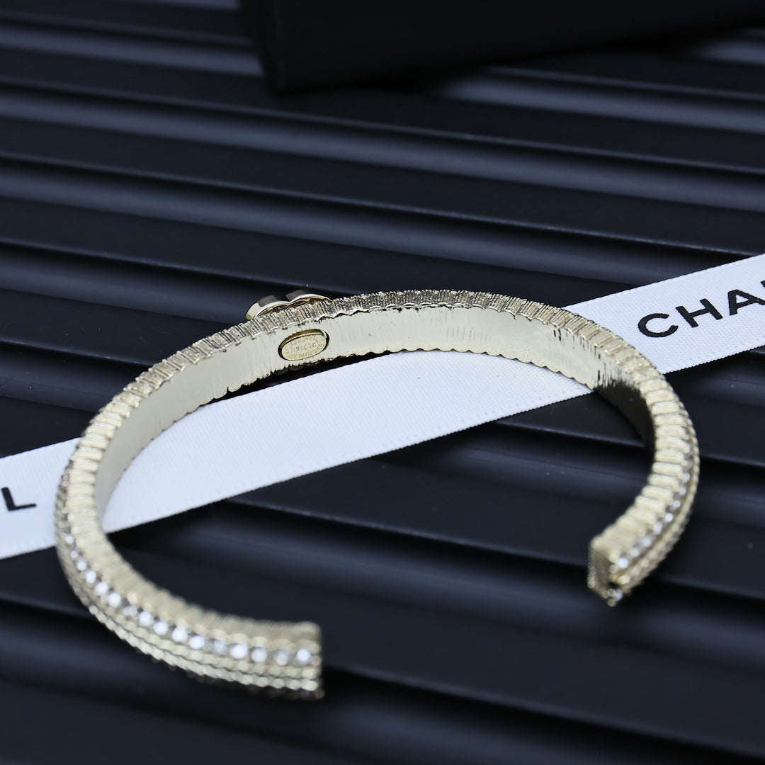 LuxluxHouse Best Quality Accessories Bracelet Bracelet Earrings Chanel Earrings