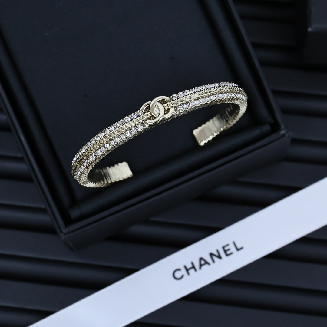 LuxluxHouse Best Quality Accessories Bracelet Bracelet Earrings Chanel Earrings