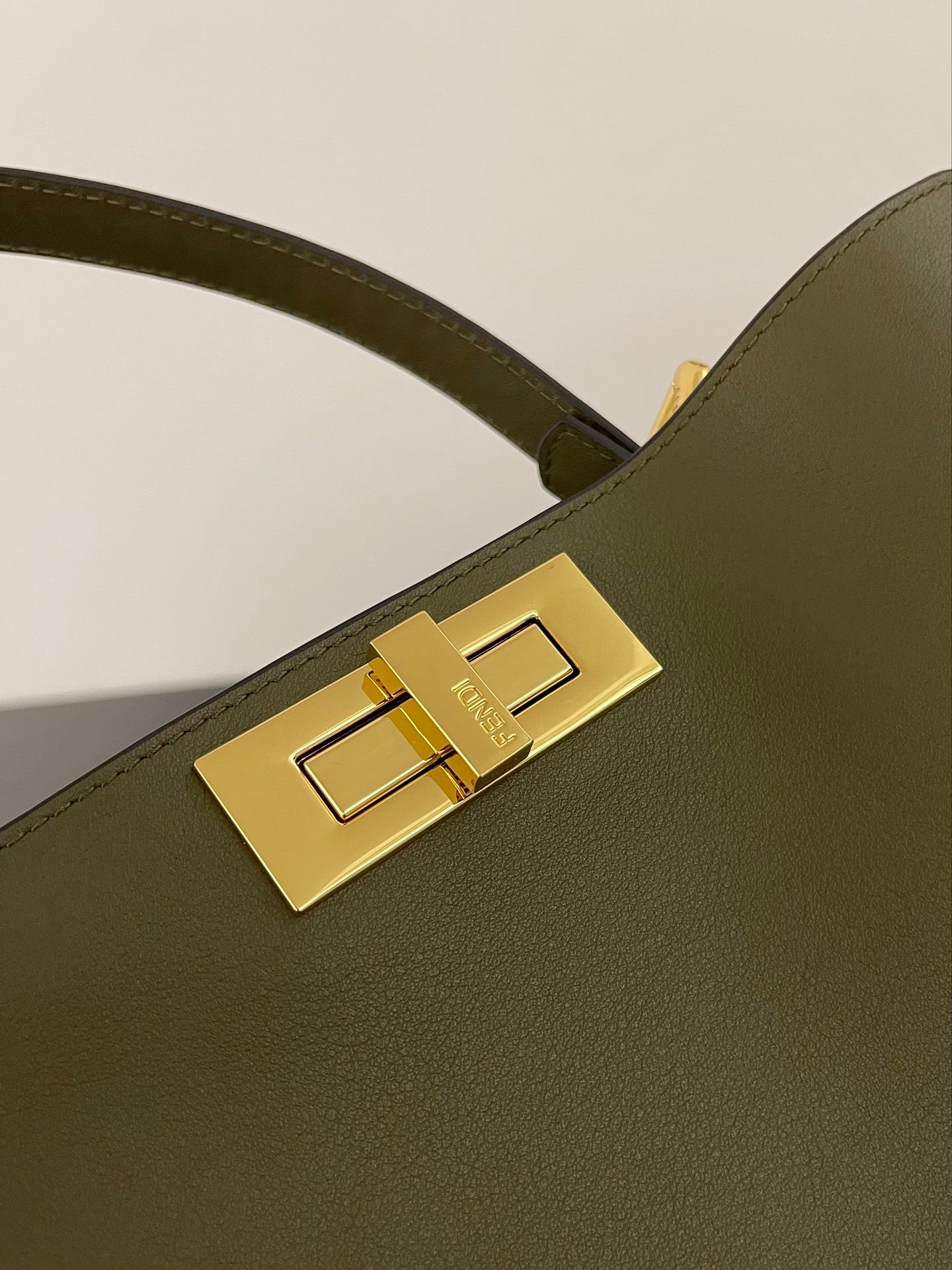 LuxluxHouse Best Quality Bags Women Fendi