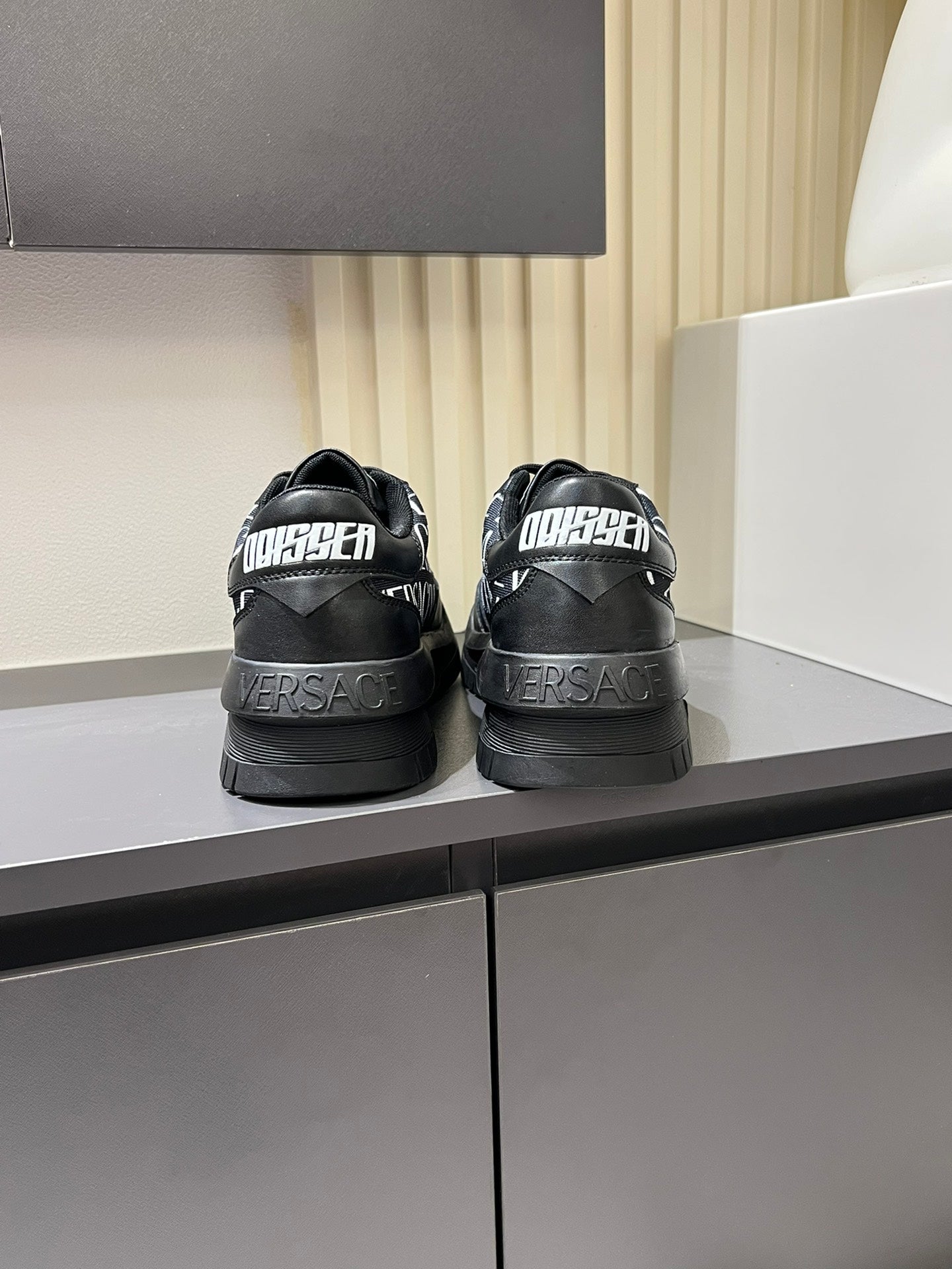 LuxluxHouse Best Quality Shoes Versace