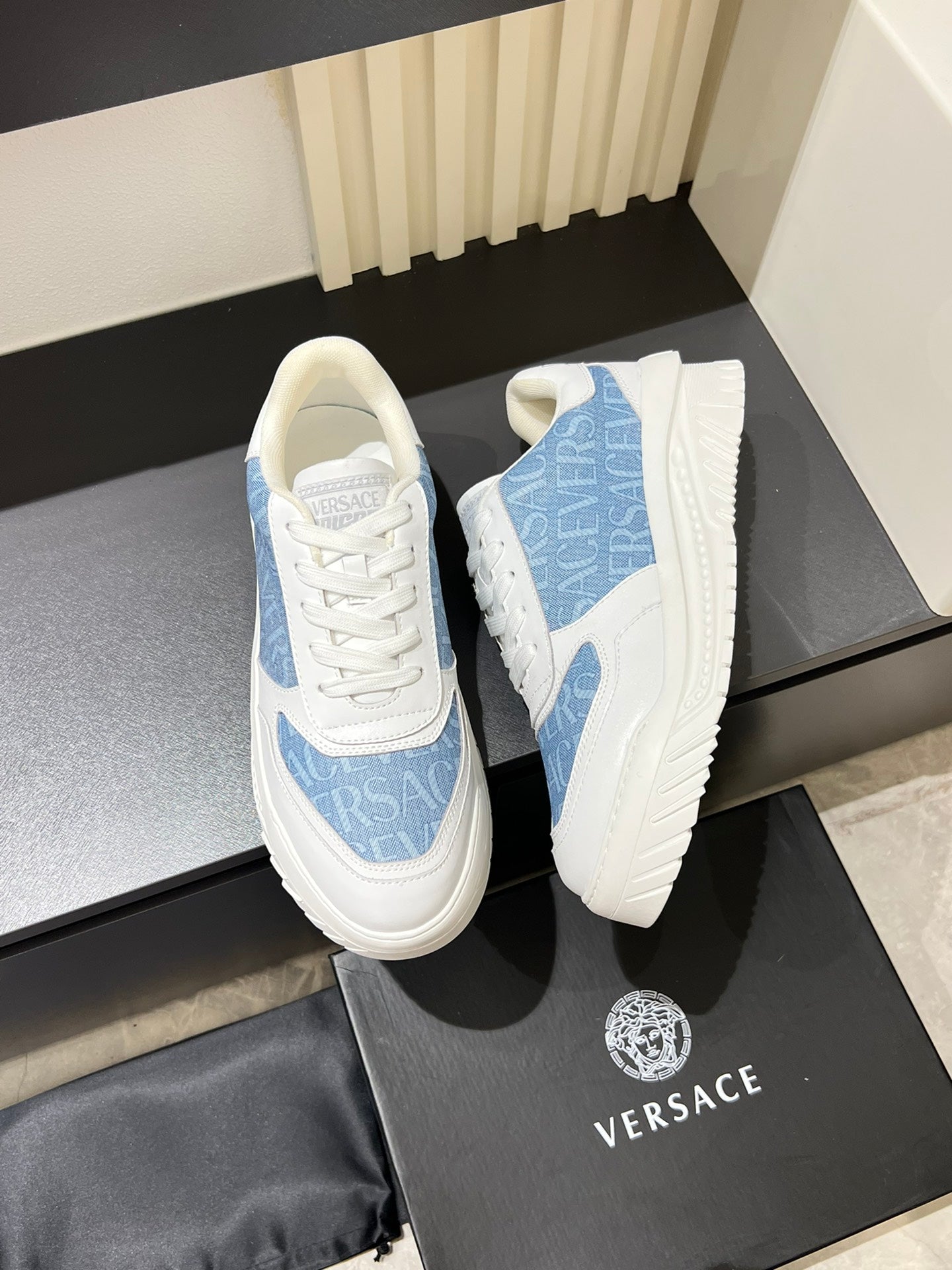 LuxluxHouse Best Quality Shoes Versace