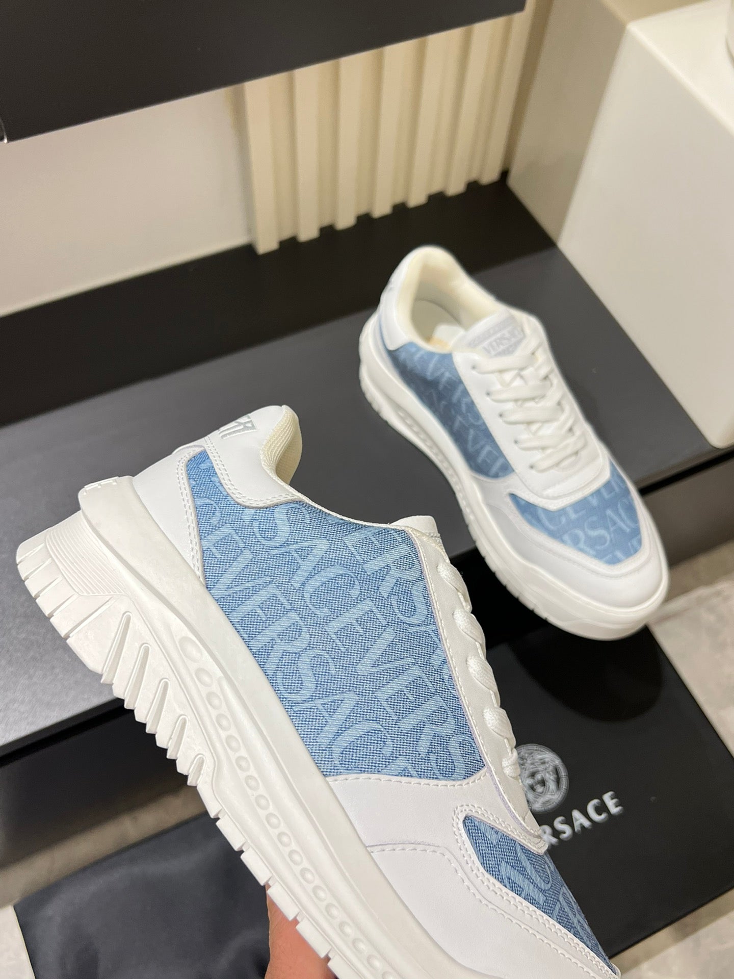LuxluxHouse Best Quality Shoes Versace