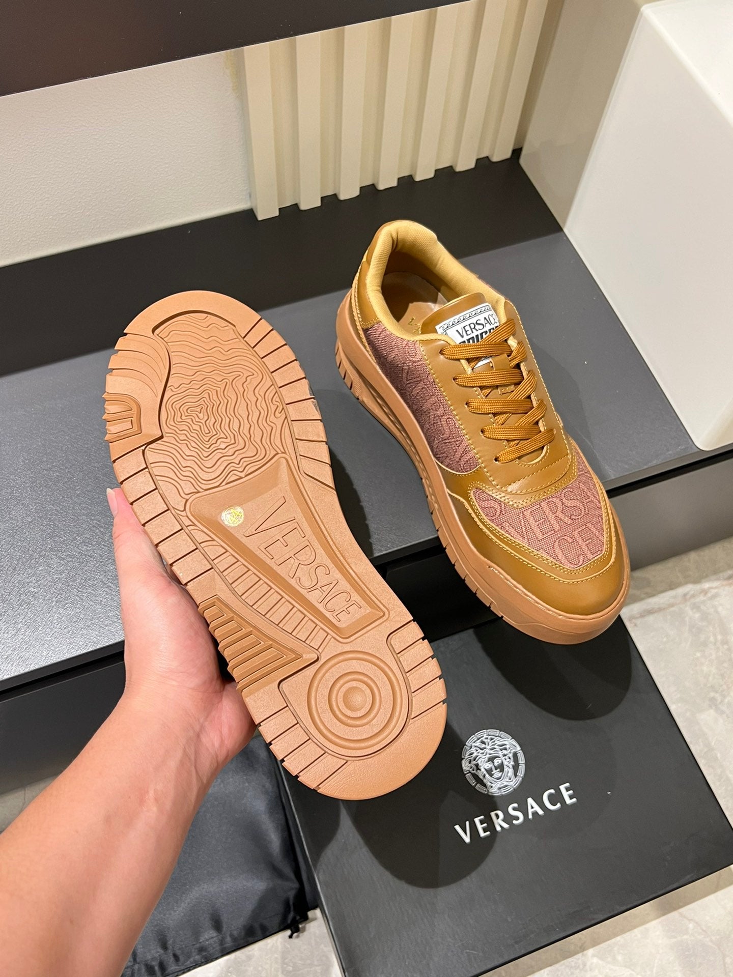 LuxluxHouse Best Quality Shoes Versace