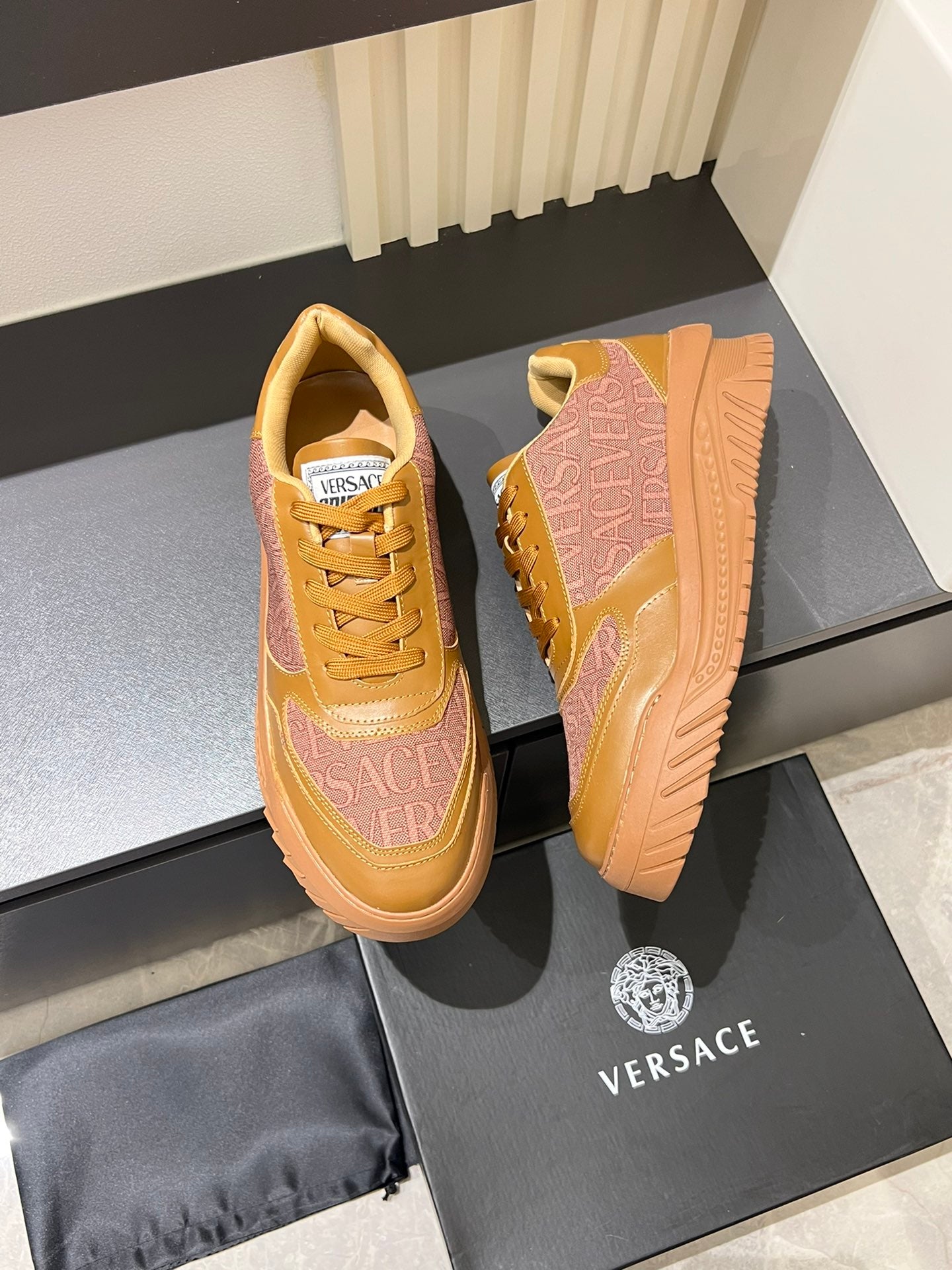 LuxluxHouse Best Quality Shoes Versace