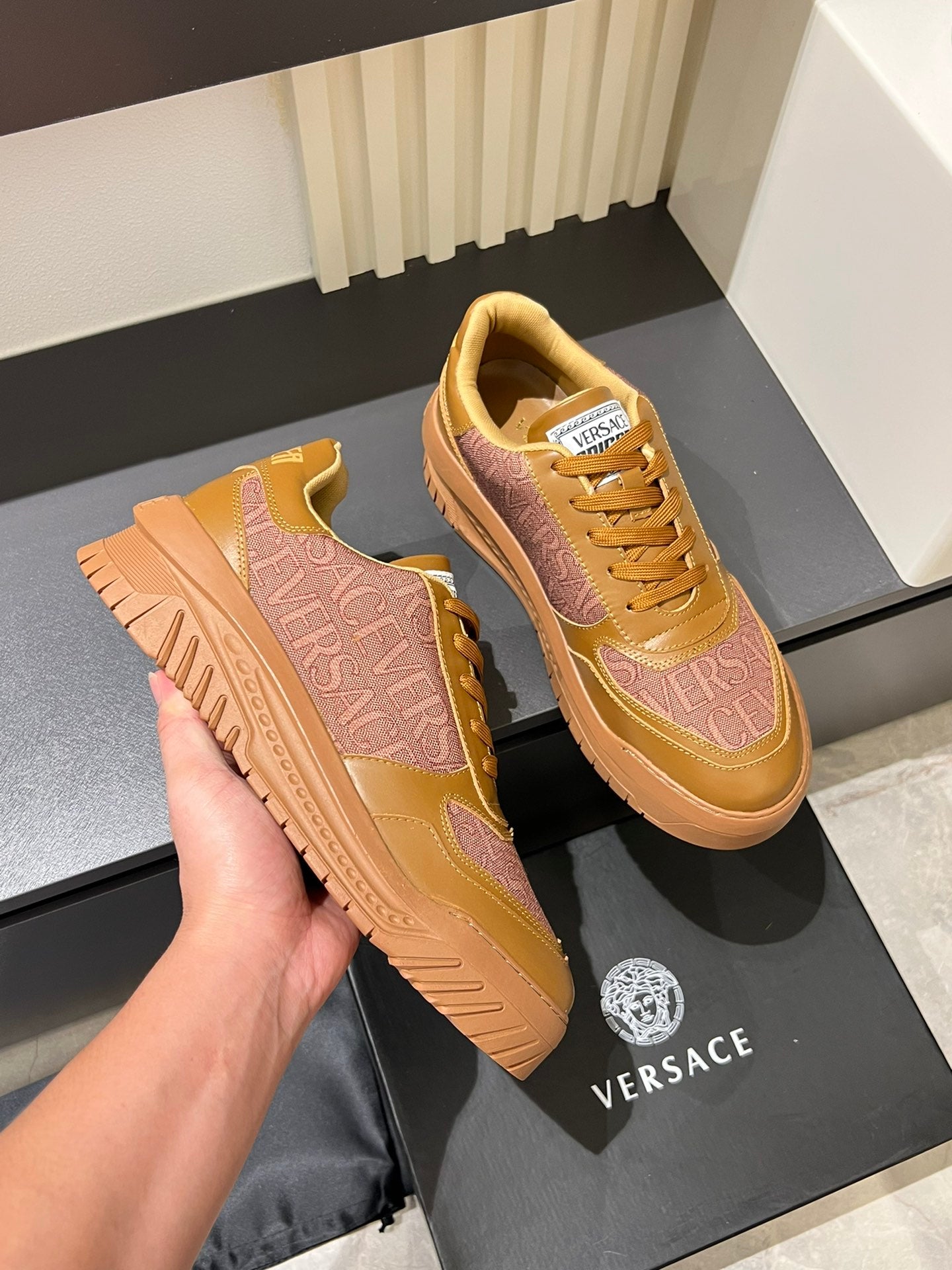 LuxluxHouse Best Quality Shoes Versace