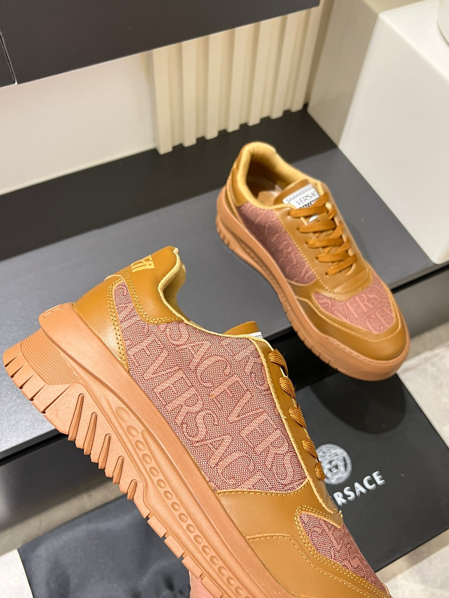 LuxluxHouse Best Quality Shoes Versace
