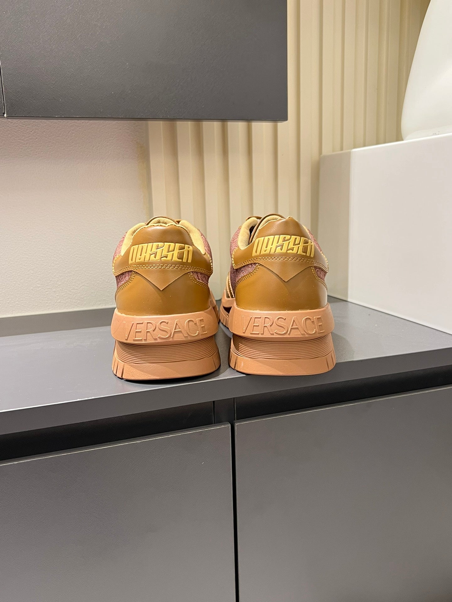LuxluxHouse Best Quality Shoes Versace