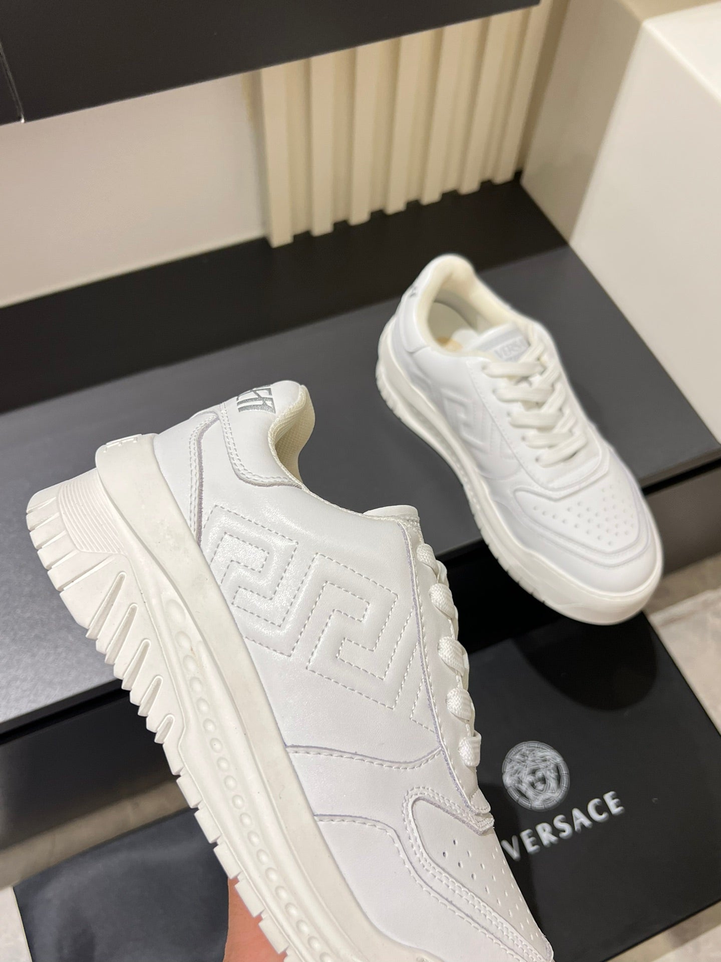 LuxluxHouse Best Quality Shoes Versace
