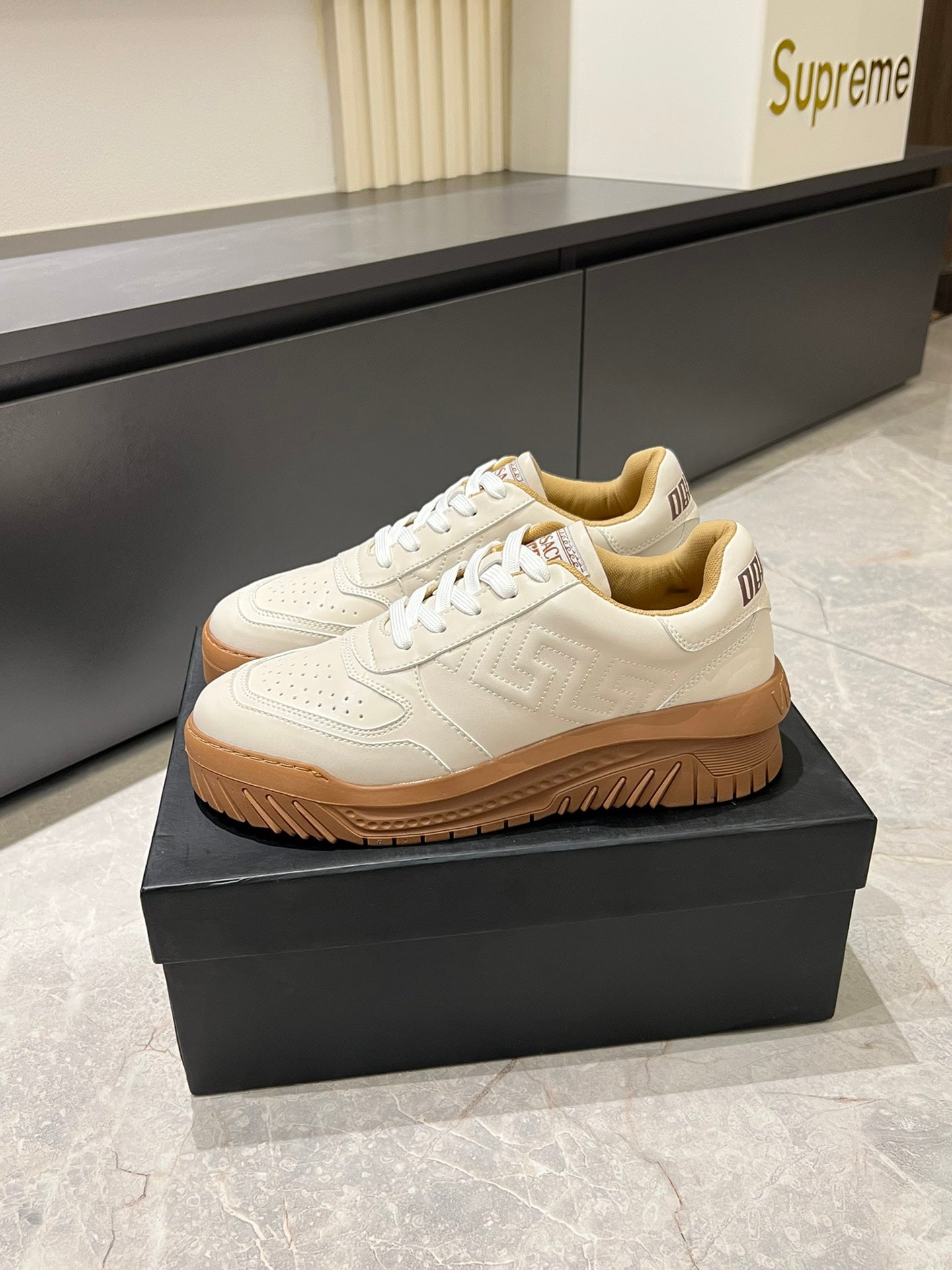 LuxluxHouse Best Quality Shoes Versace