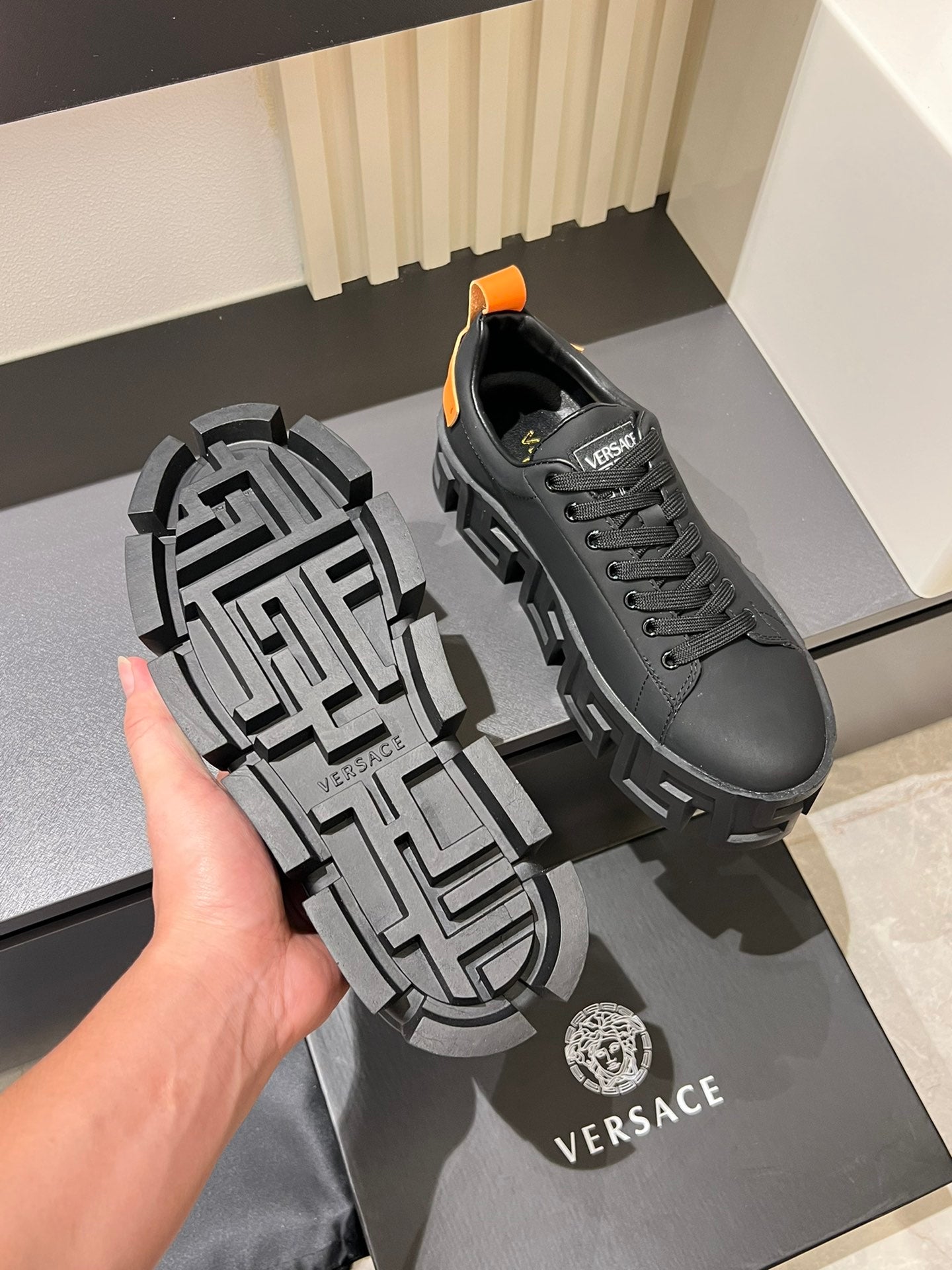 LuxluxHouse Best Quality Shoes Versace