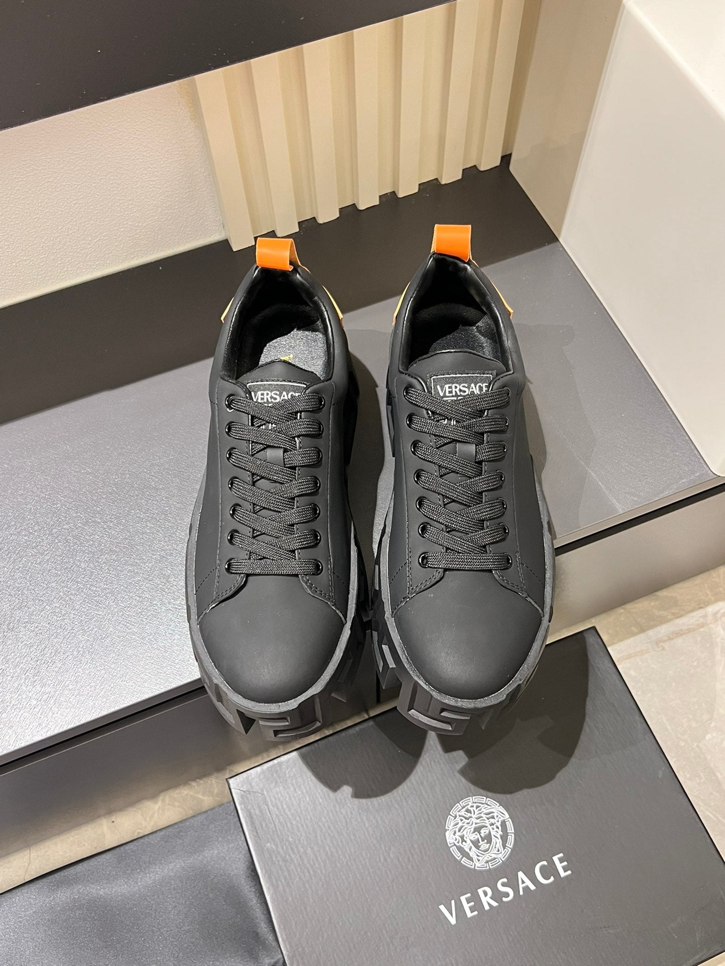 LuxluxHouse Best Quality Shoes Versace