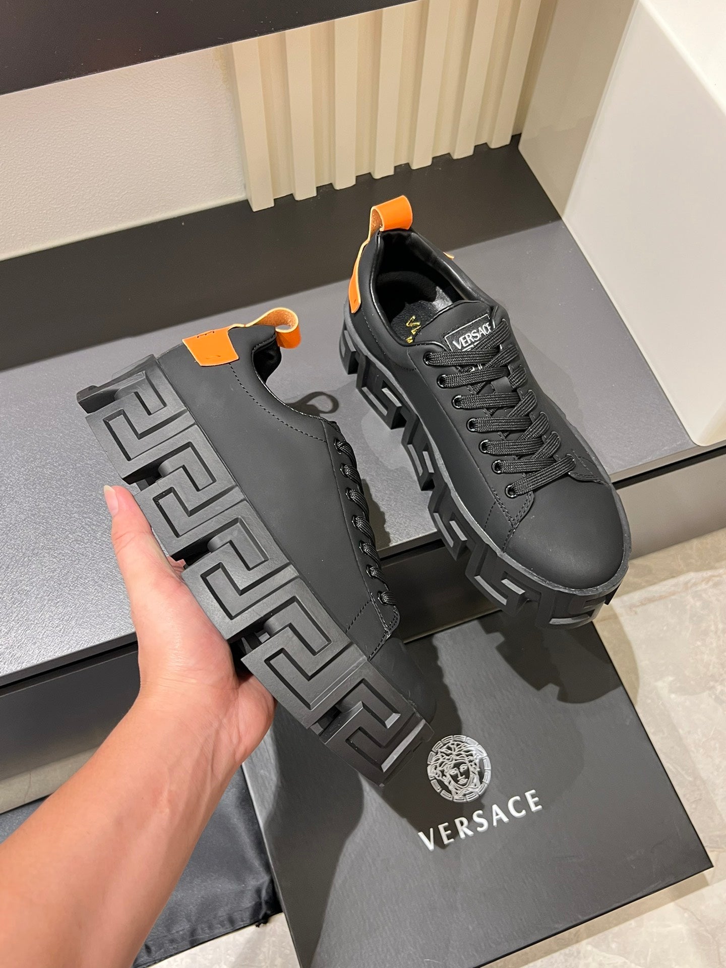 LuxluxHouse Best Quality Shoes Versace