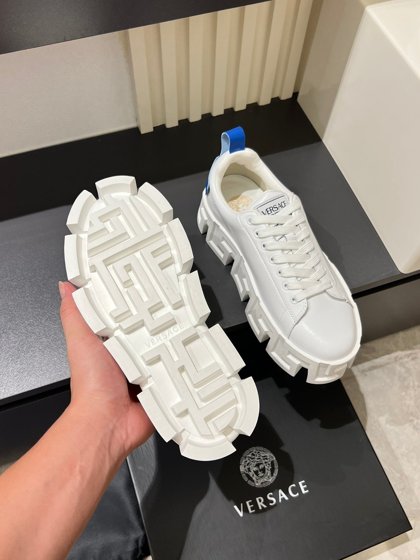 LuxluxHouse Best Quality Shoes Versace