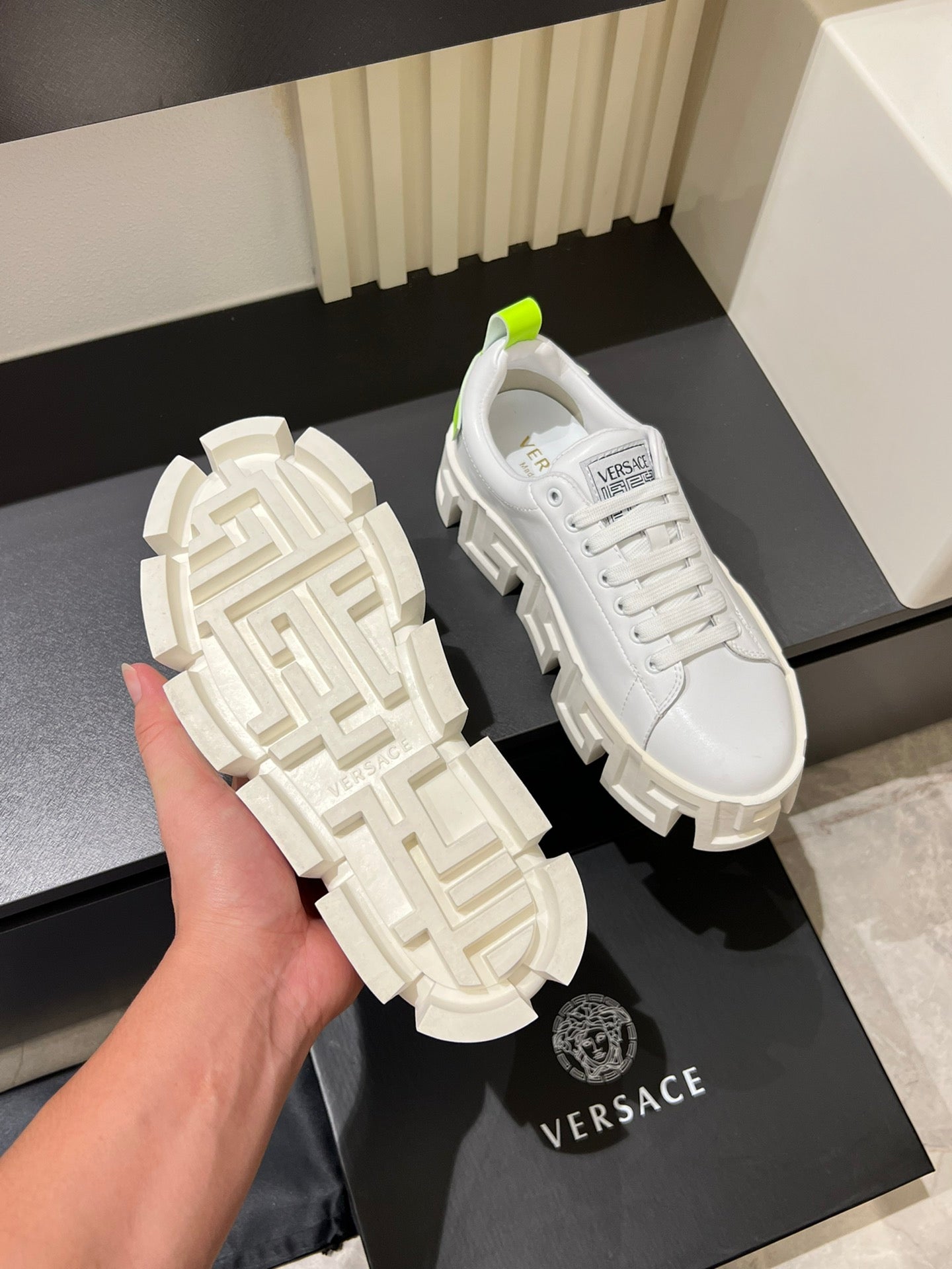 LuxluxHouse Best Quality Shoes Versace