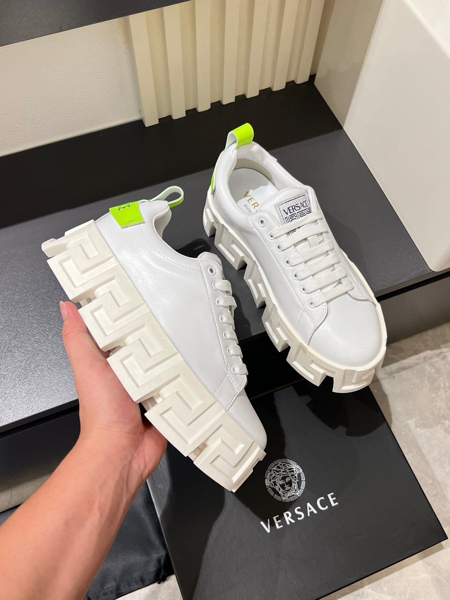 LuxluxHouse Best Quality Shoes Versace