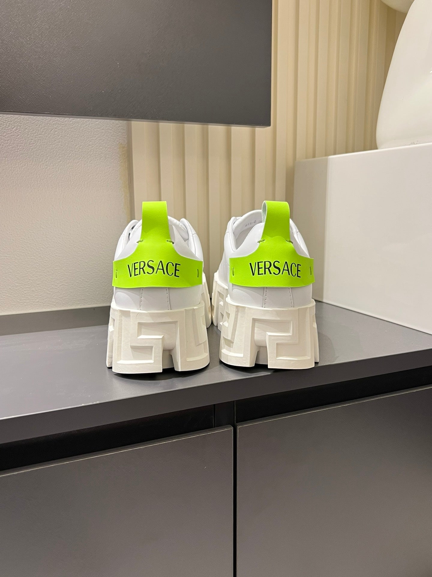 LuxluxHouse Best Quality Shoes Versace