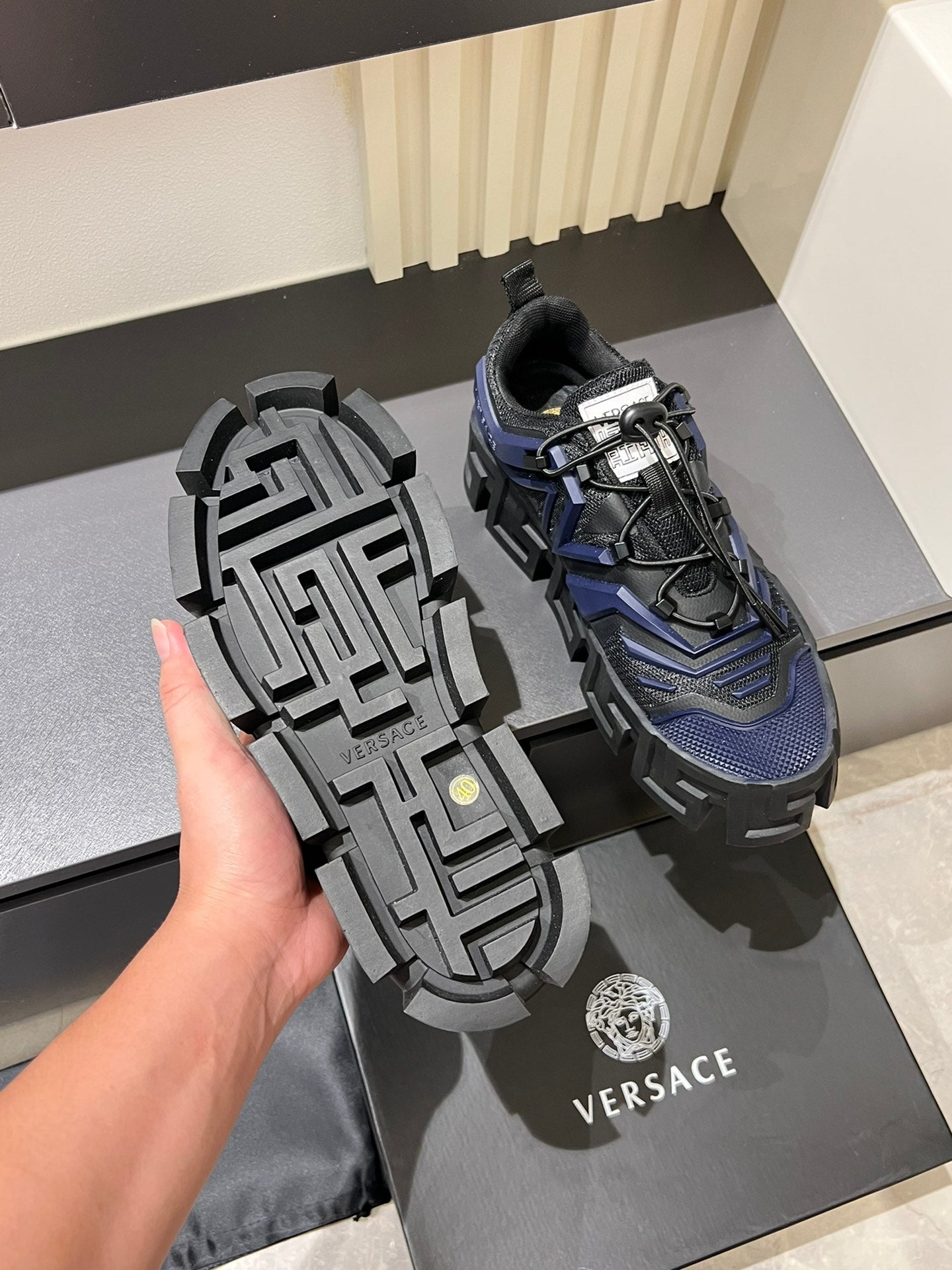 LuxluxHouse Best Quality Shoes Versace
