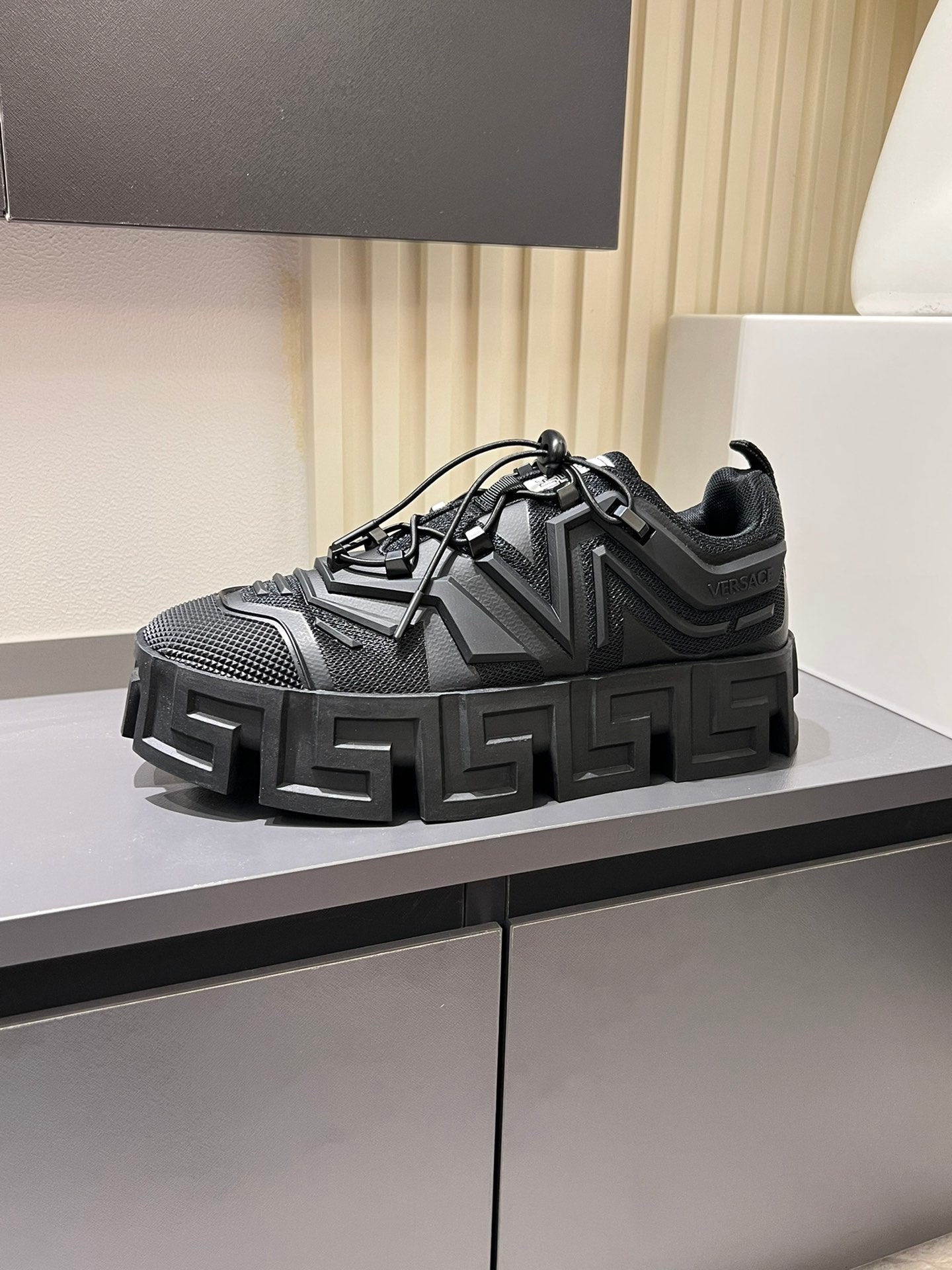 LuxluxHouse Best Quality Shoes Versace