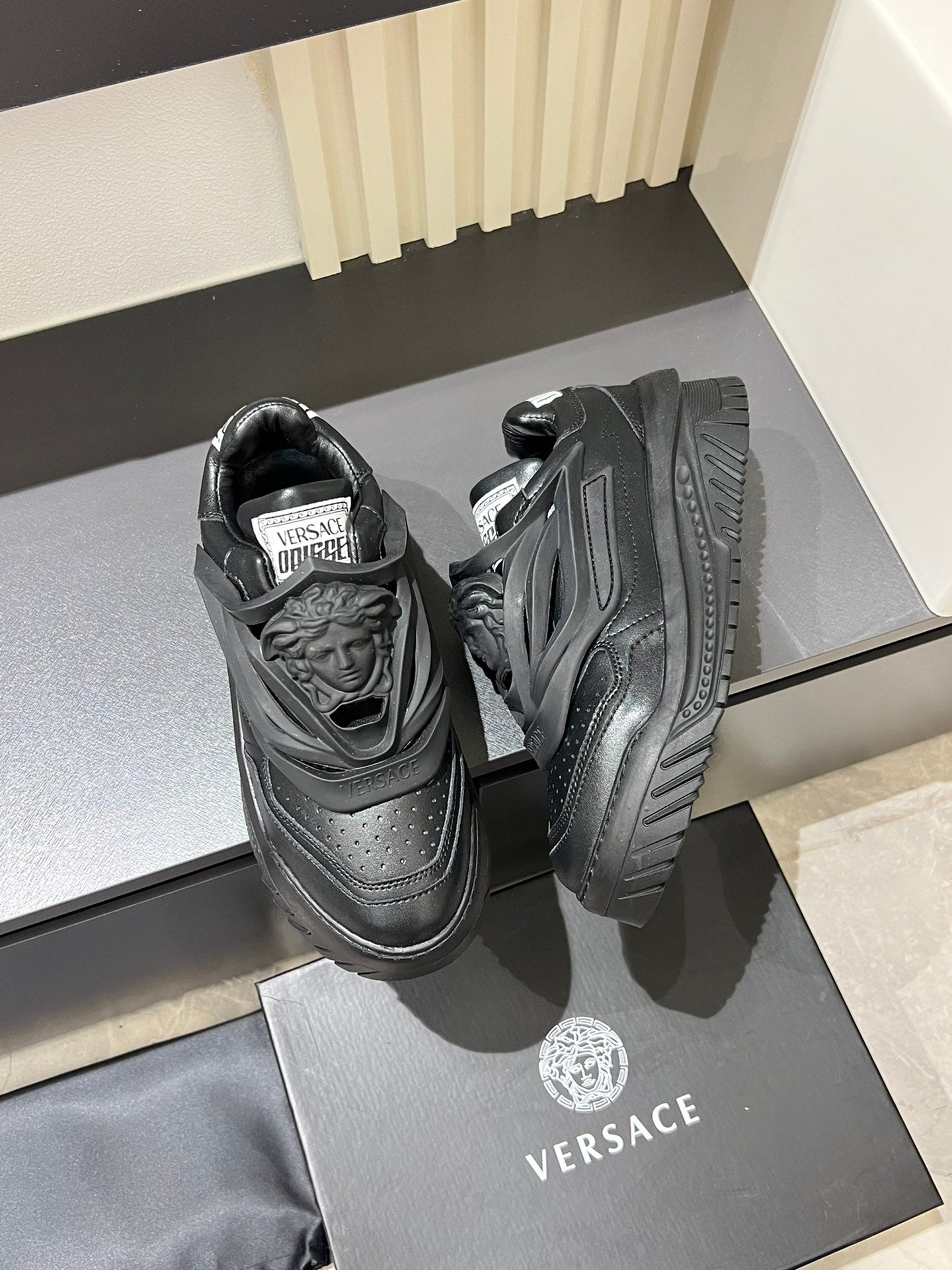LuxluxHouse Best Quality Shoes Versace
