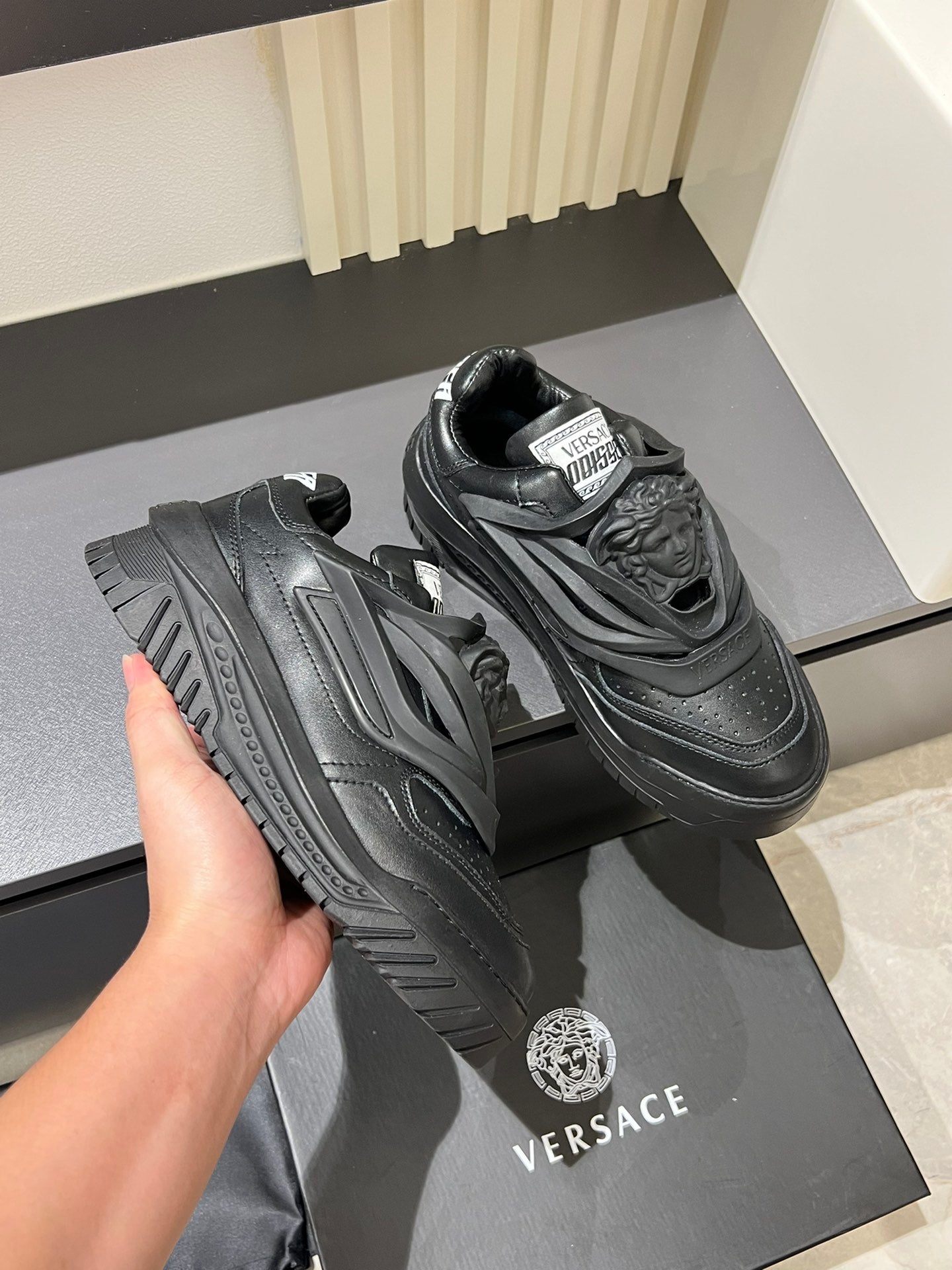 LuxluxHouse Best Quality Shoes Versace