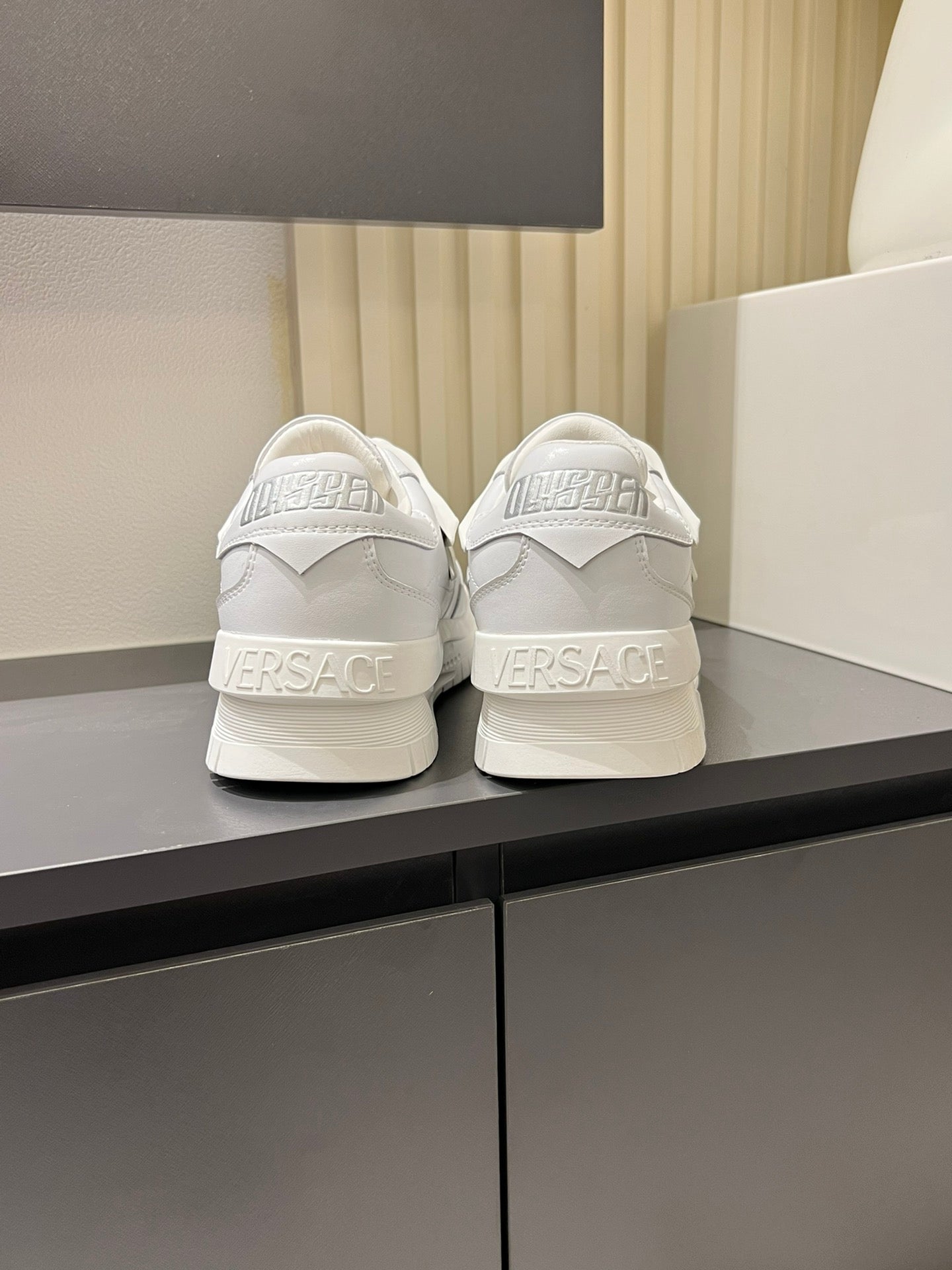 LuxluxHouse Best Quality Shoes Versace
