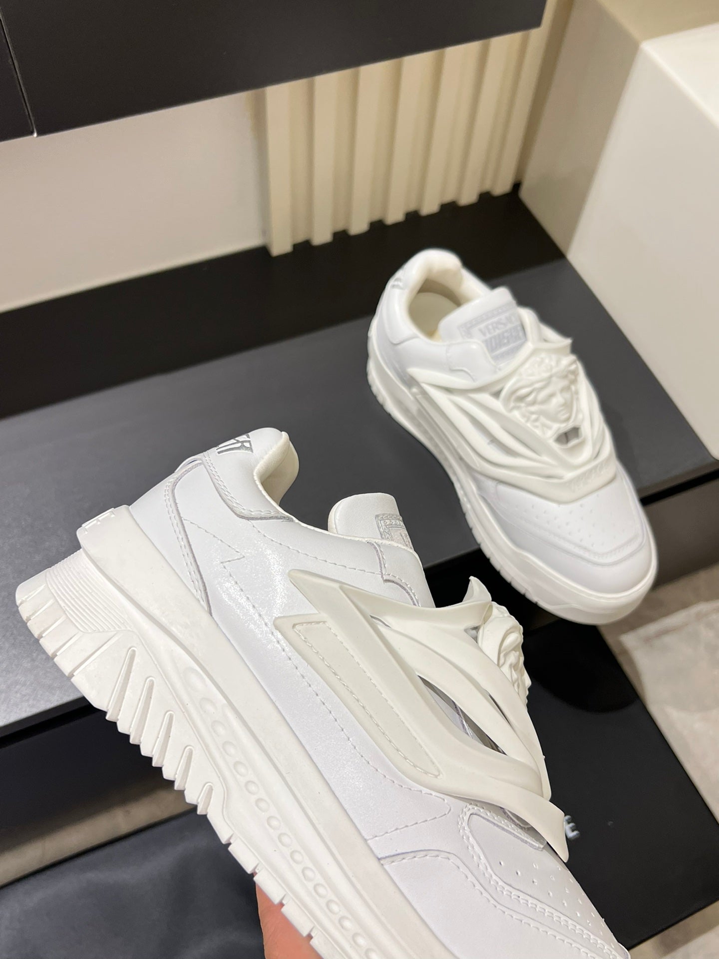 LuxluxHouse Best Quality Shoes Versace
