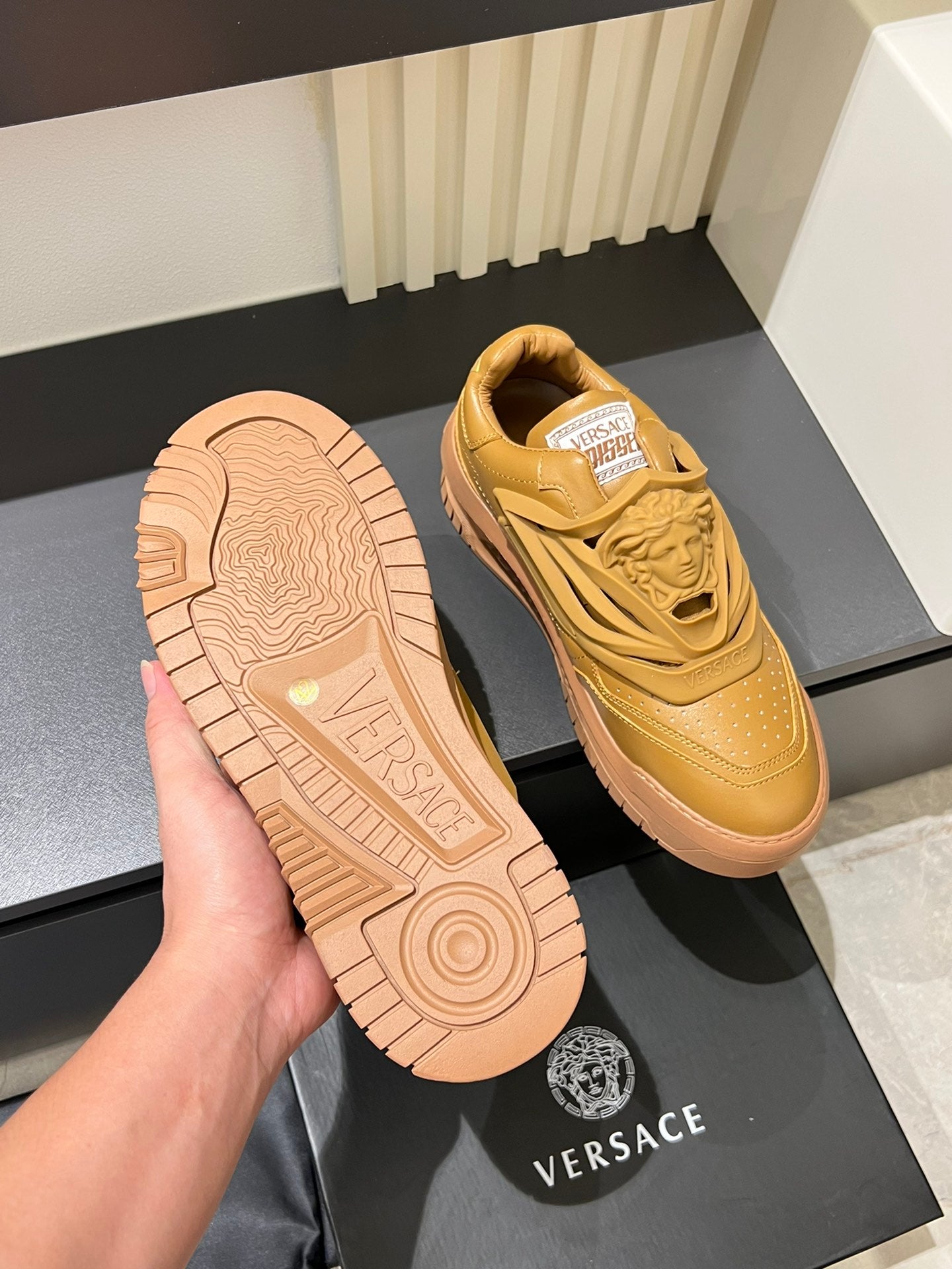 LuxluxHouse Best Quality Shoes Versace