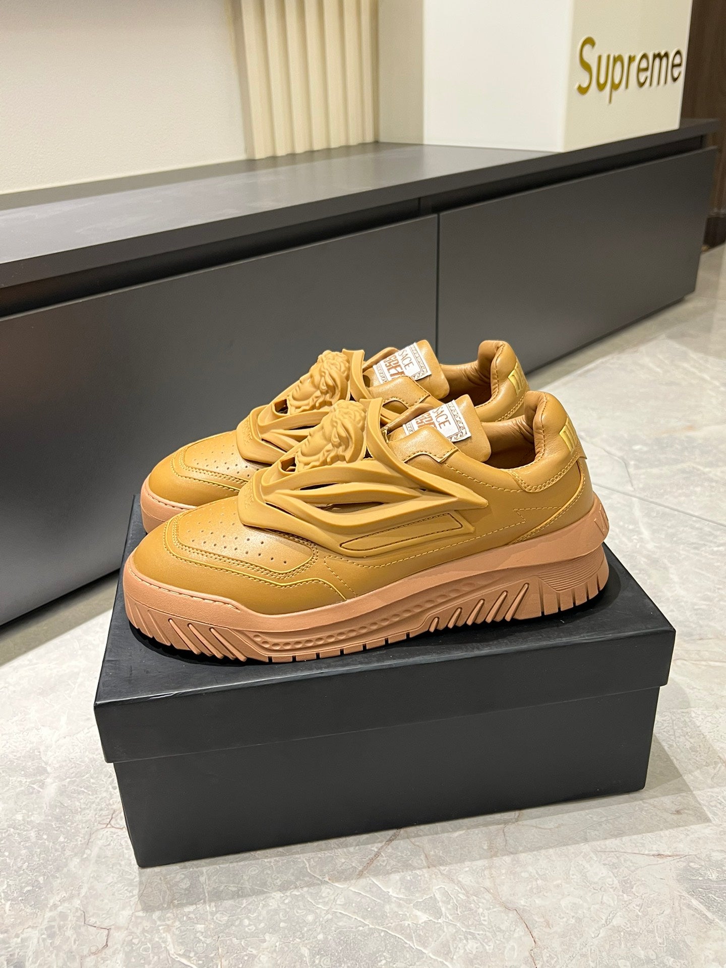 LuxluxHouse Best Quality Shoes Versace