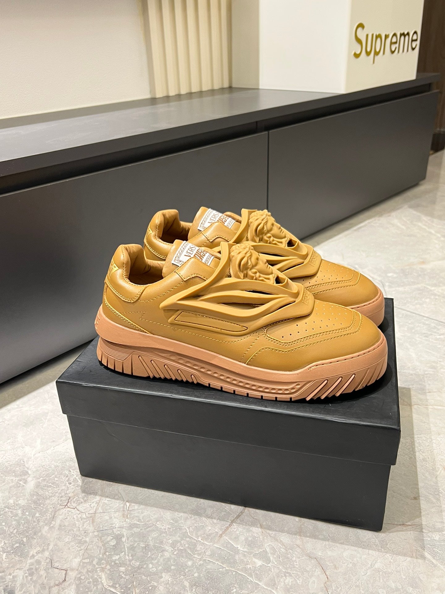 LuxluxHouse Best Quality Shoes Versace