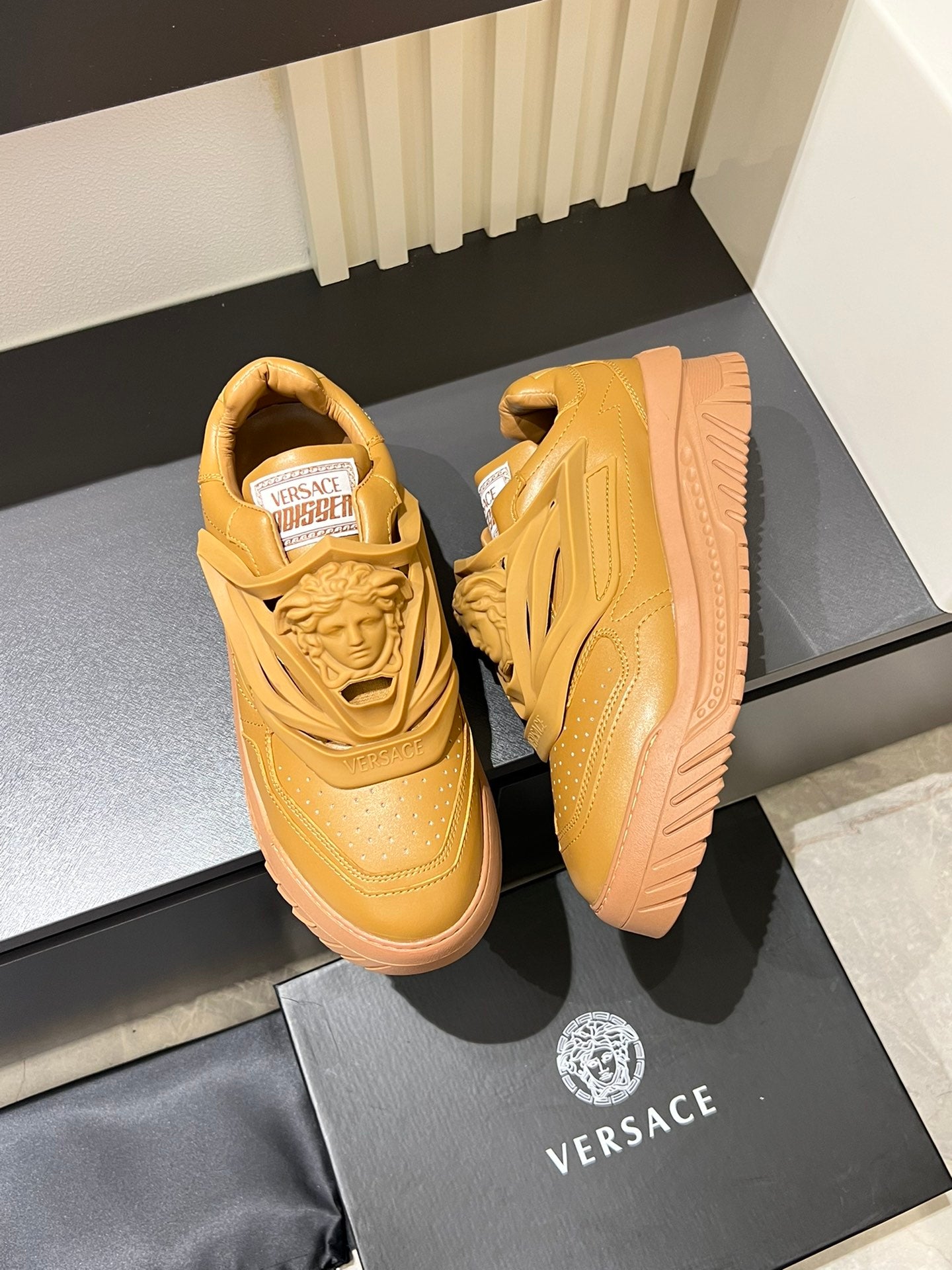 LuxluxHouse Best Quality Shoes Versace