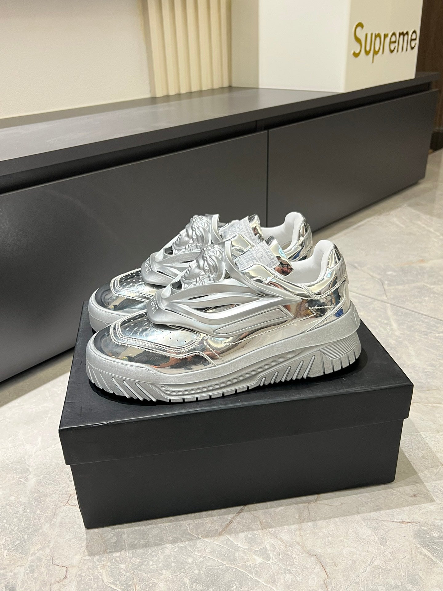 LuxluxHouse Best Quality Shoes Versace