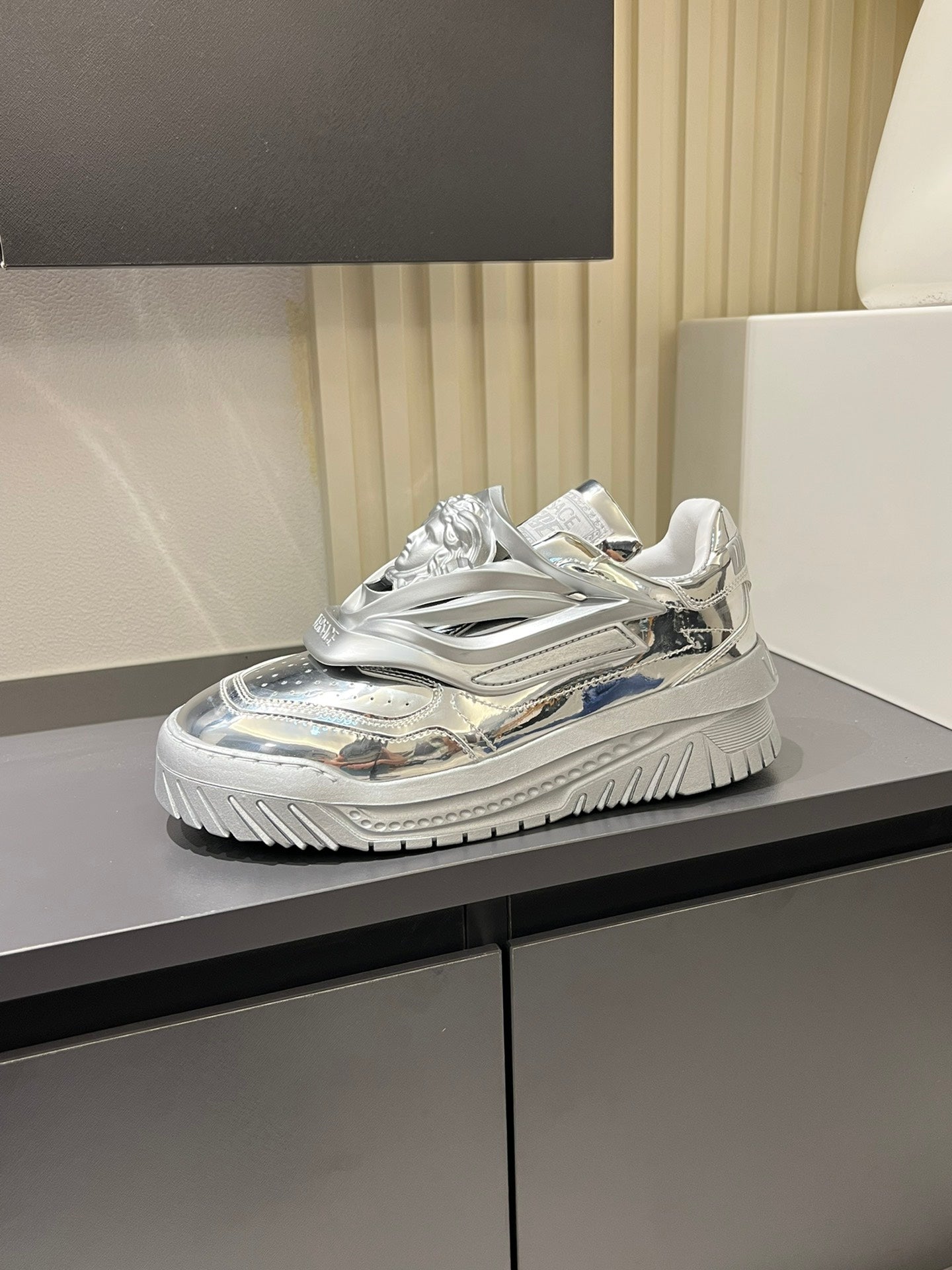 LuxluxHouse Best Quality Shoes Versace